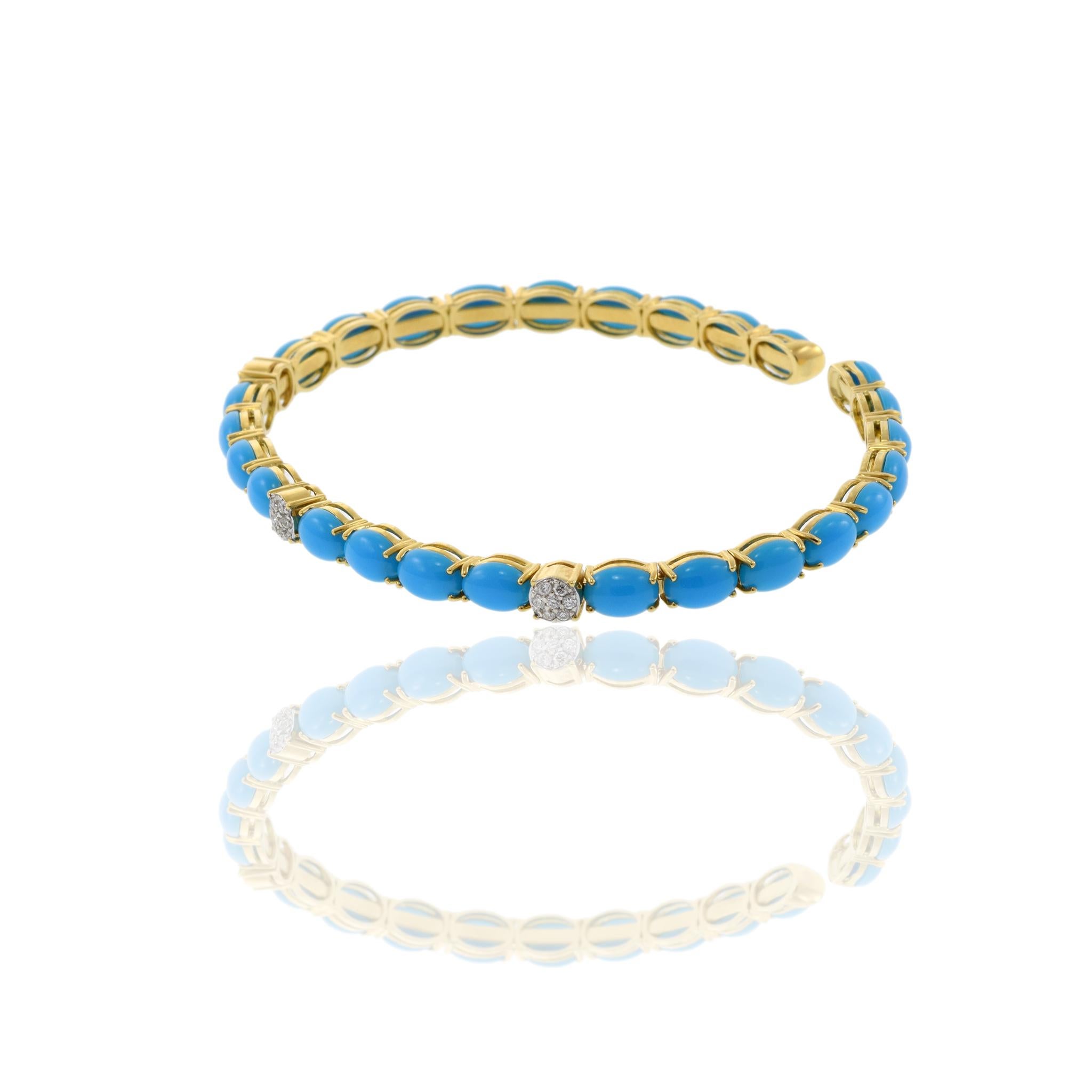 18KT Yellow Gold Turquoise And Diamond Bangle Bracelet In New Condition For Sale In New York, NY