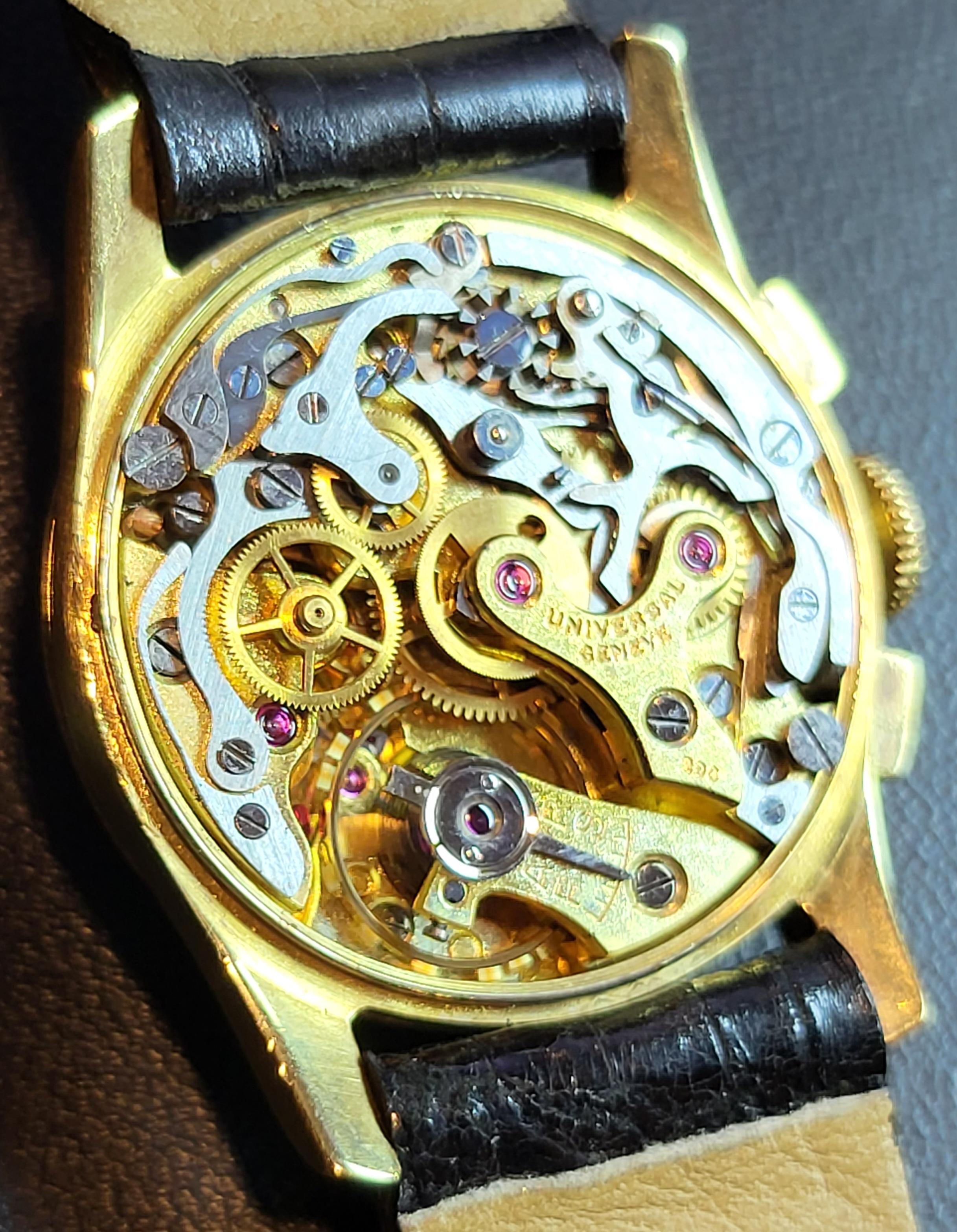 Montre chronographe Universal Geneve en or jaune 18 carats, extrêmement rare en vente 8