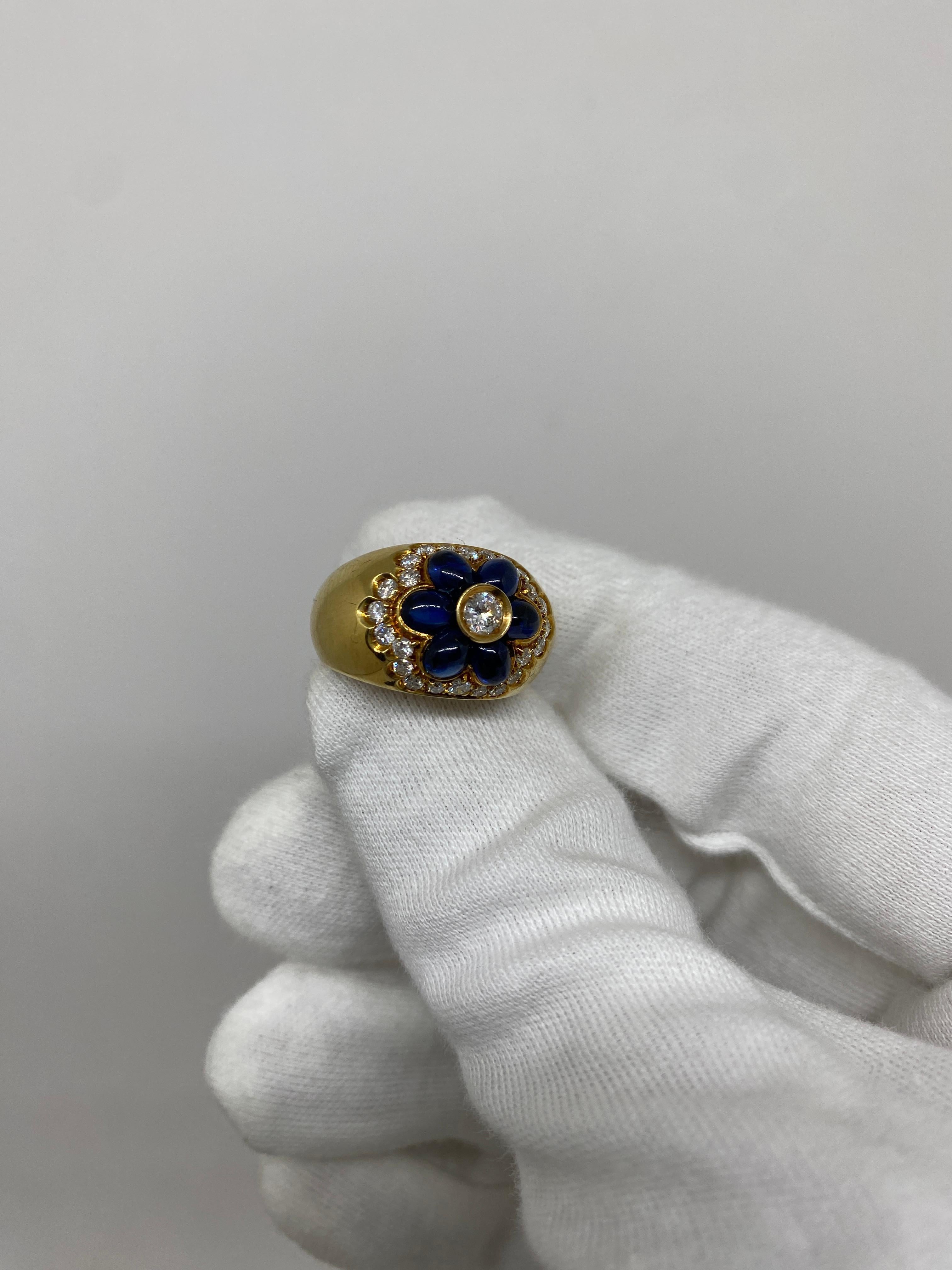 18kt Yellow Gold Vintage Band Ring 3.26ct Blue Sapphires & 0.88 White Diamonds In Excellent Condition For Sale In Bergamo, BG
