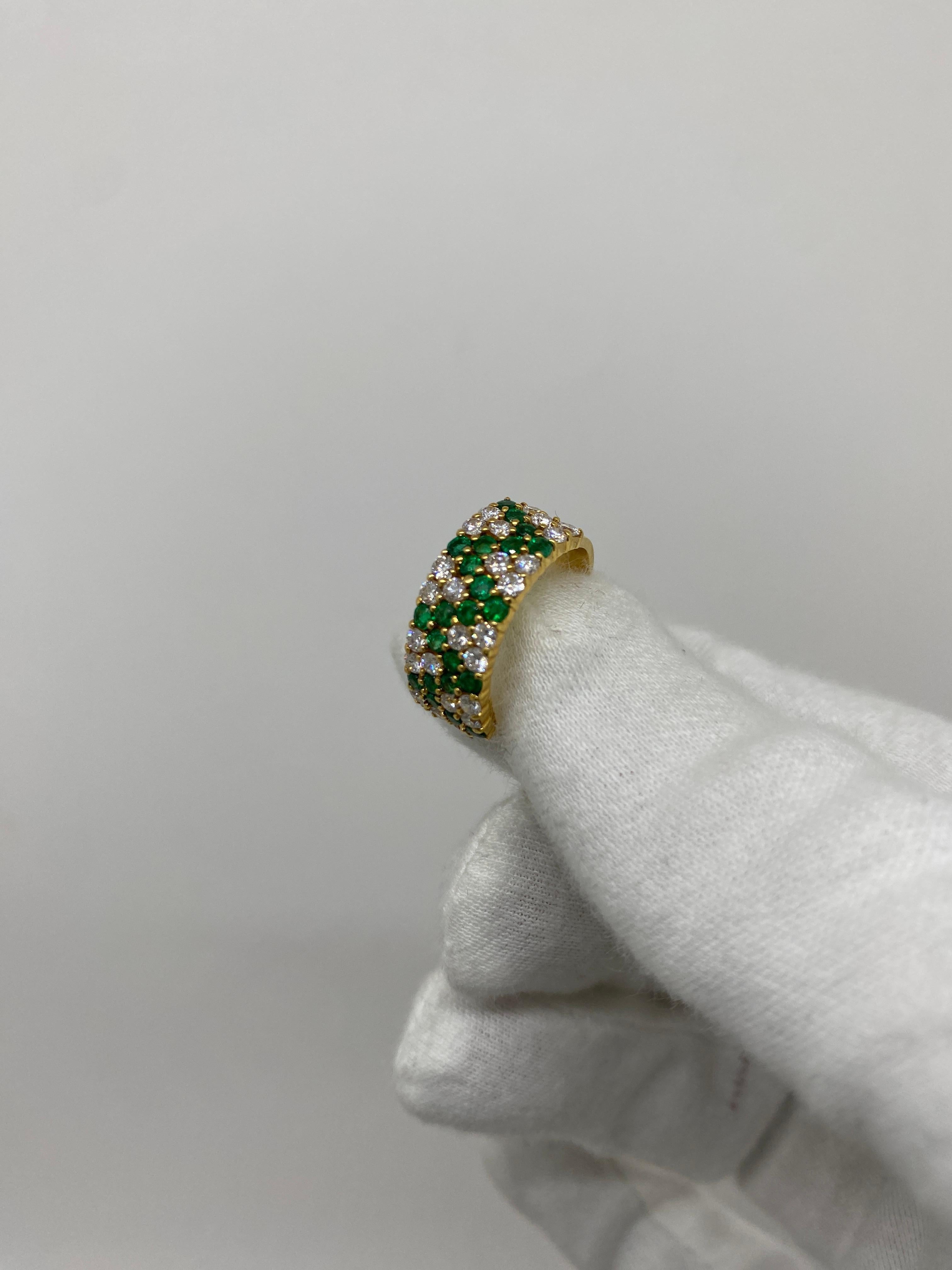 18 Karat Yellow Gold Vintage Band Ring Emeralds & White Diamonds For Sale 1