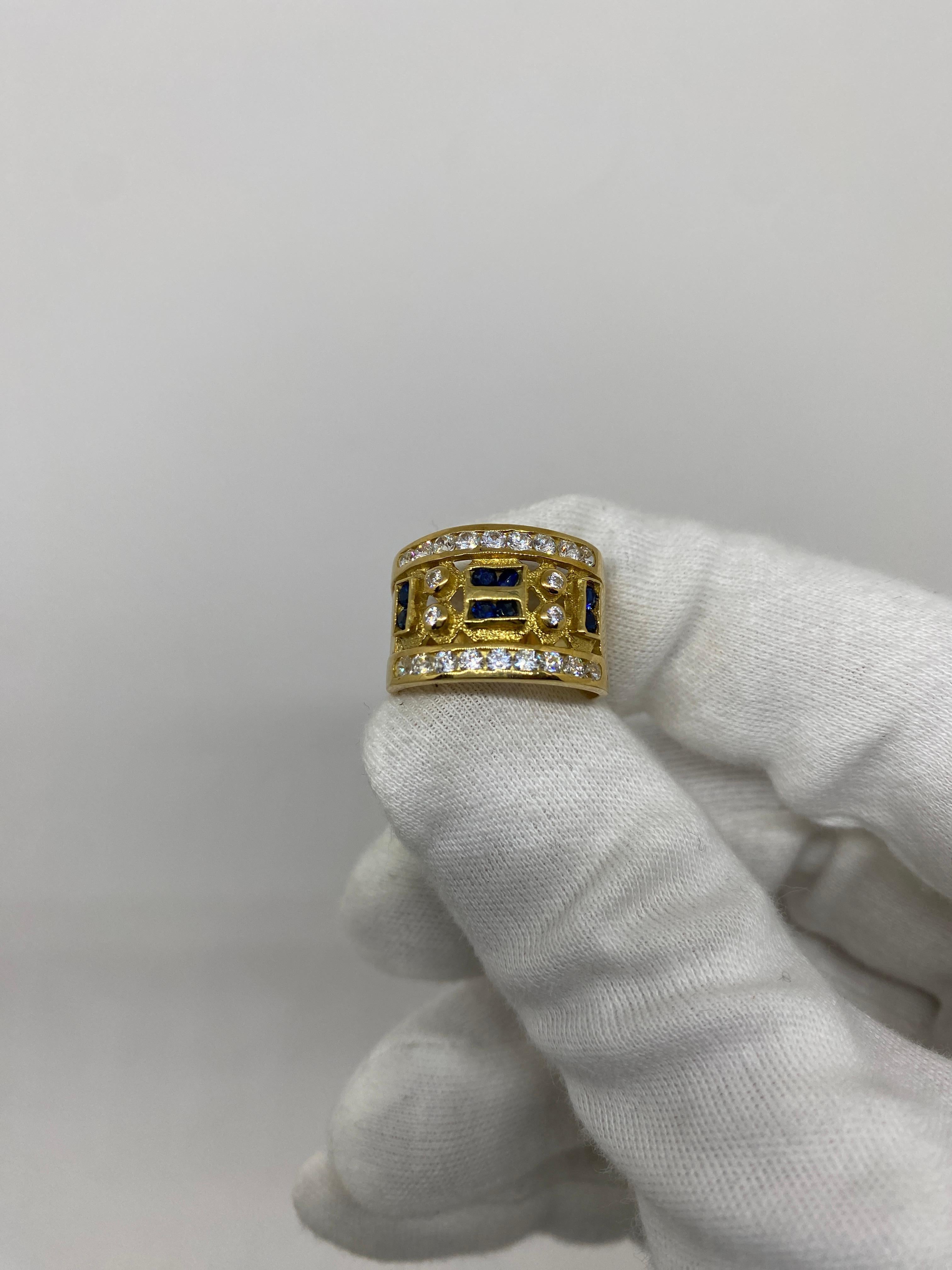Ring made of 18kt yellow gold with natural blue baguette-cut sapphires for ct.0.66 and natural white brilliant-cut diamonds for ct.0.57

Welcome to our jewelry collection, where every piece tells a story of timeless elegance and unparalleled