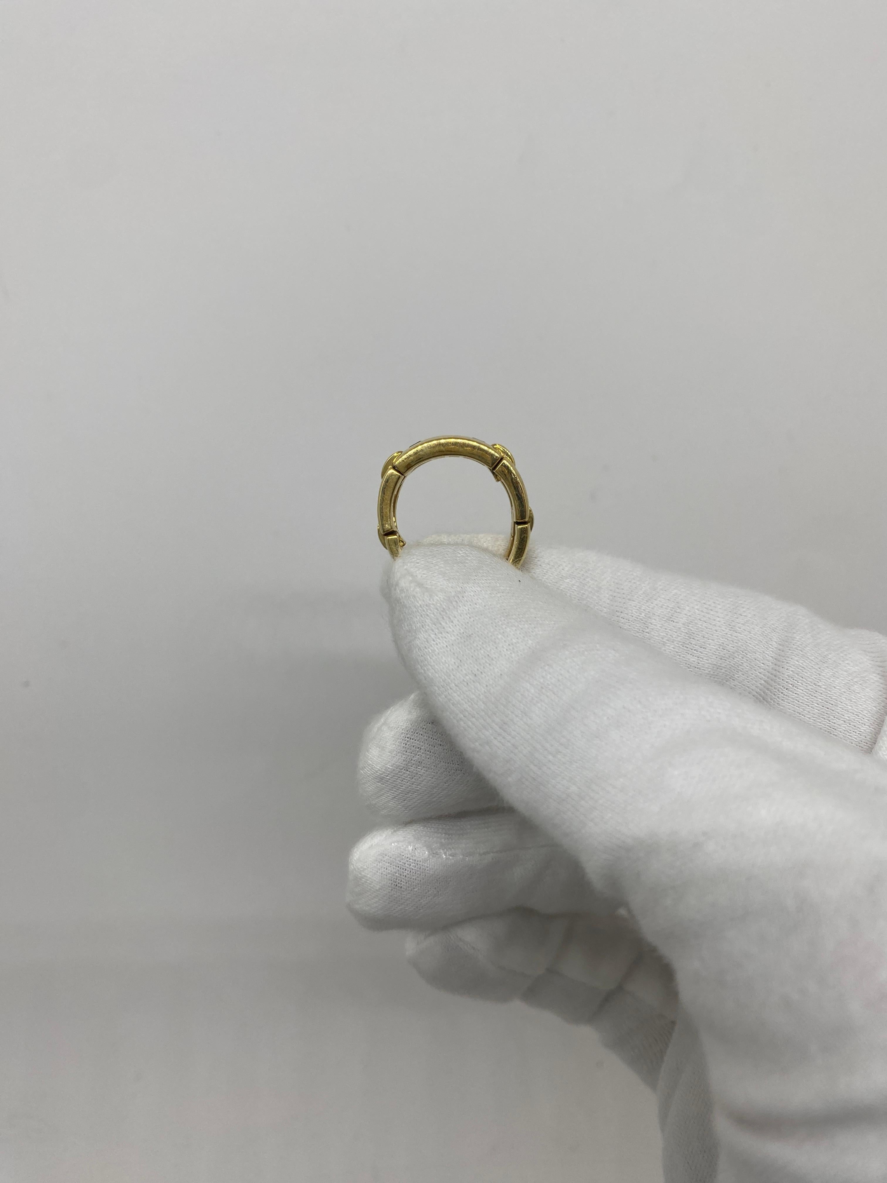 Women's or Men's 18 Karat Yellow Gold Vintage Ring 0.70 Blue Sapphires, Resizable For Sale