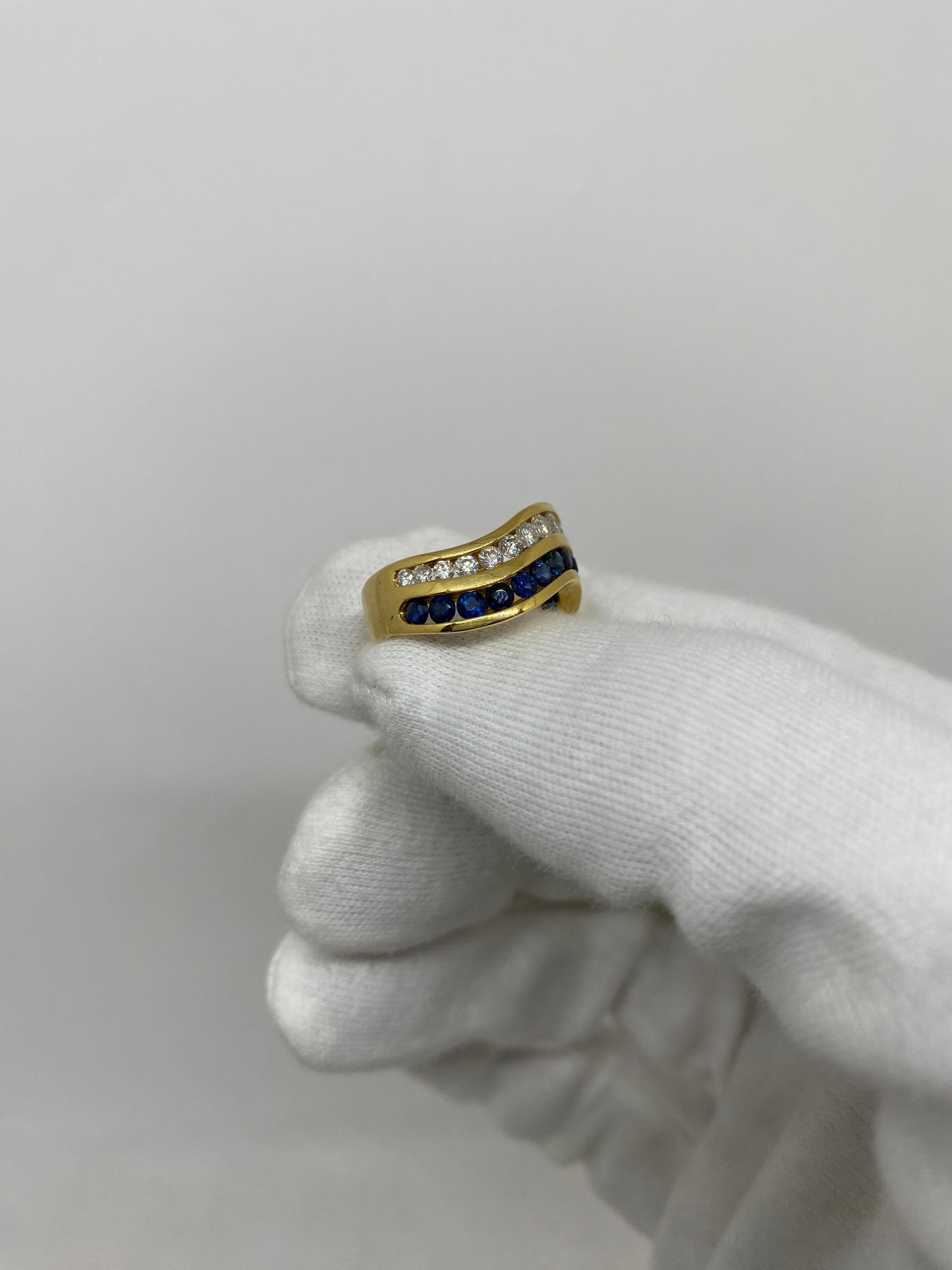 Brilliant Cut 18kt Yellow Gold Vintage Ring 1.33ct Blue Sapphires & 0.92ct White Diamonds For Sale