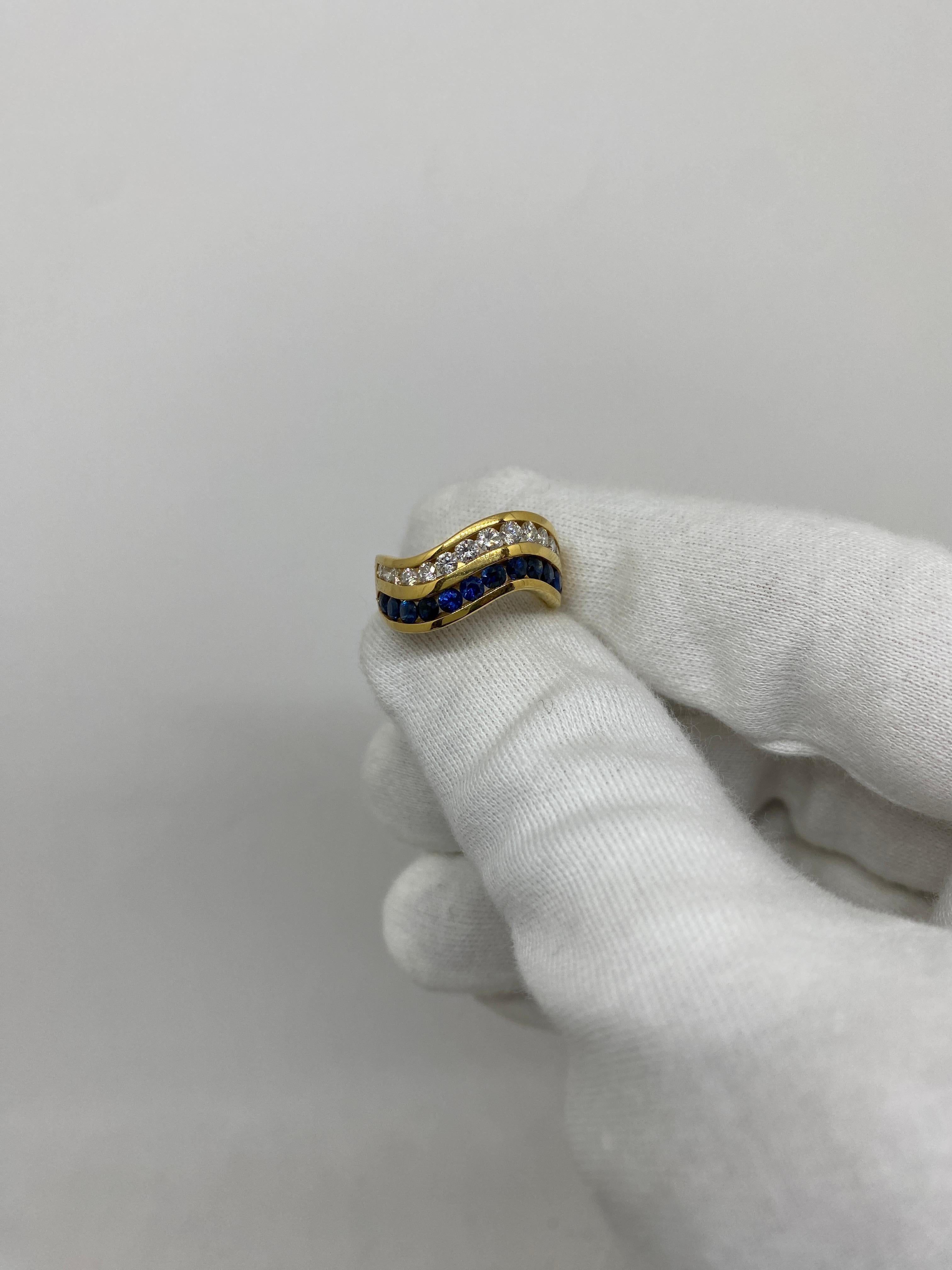 18kt Yellow Gold Vintage Ring 1.33ct Blue Sapphires & 0.92ct White Diamonds For Sale 1