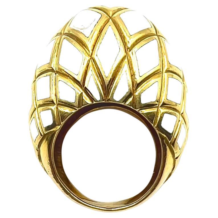 18kt Yellow Gold White Enamel Dome Ring