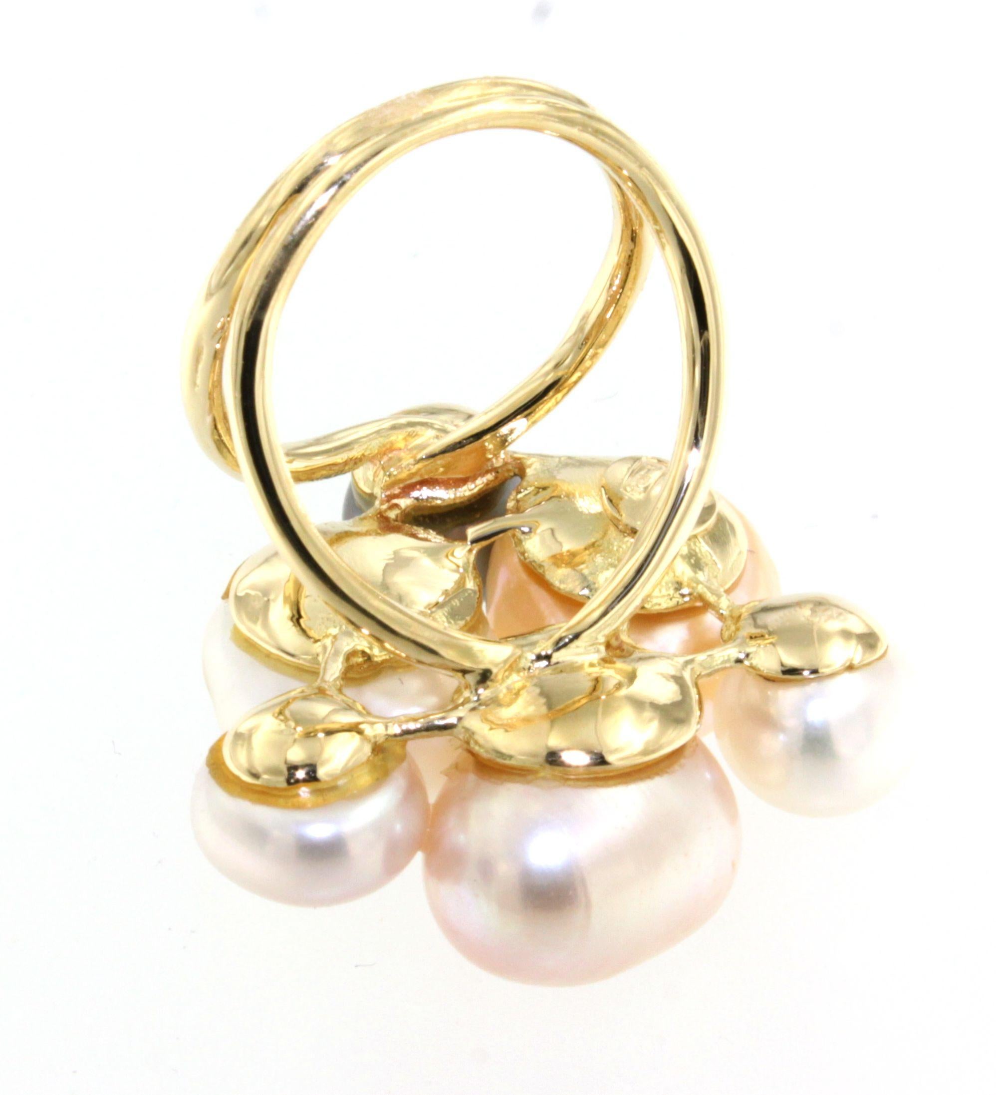 Cocktail in oro giallo 18kt e perle  Anello Moda Moderna Classica Stupefacente in vendita 3