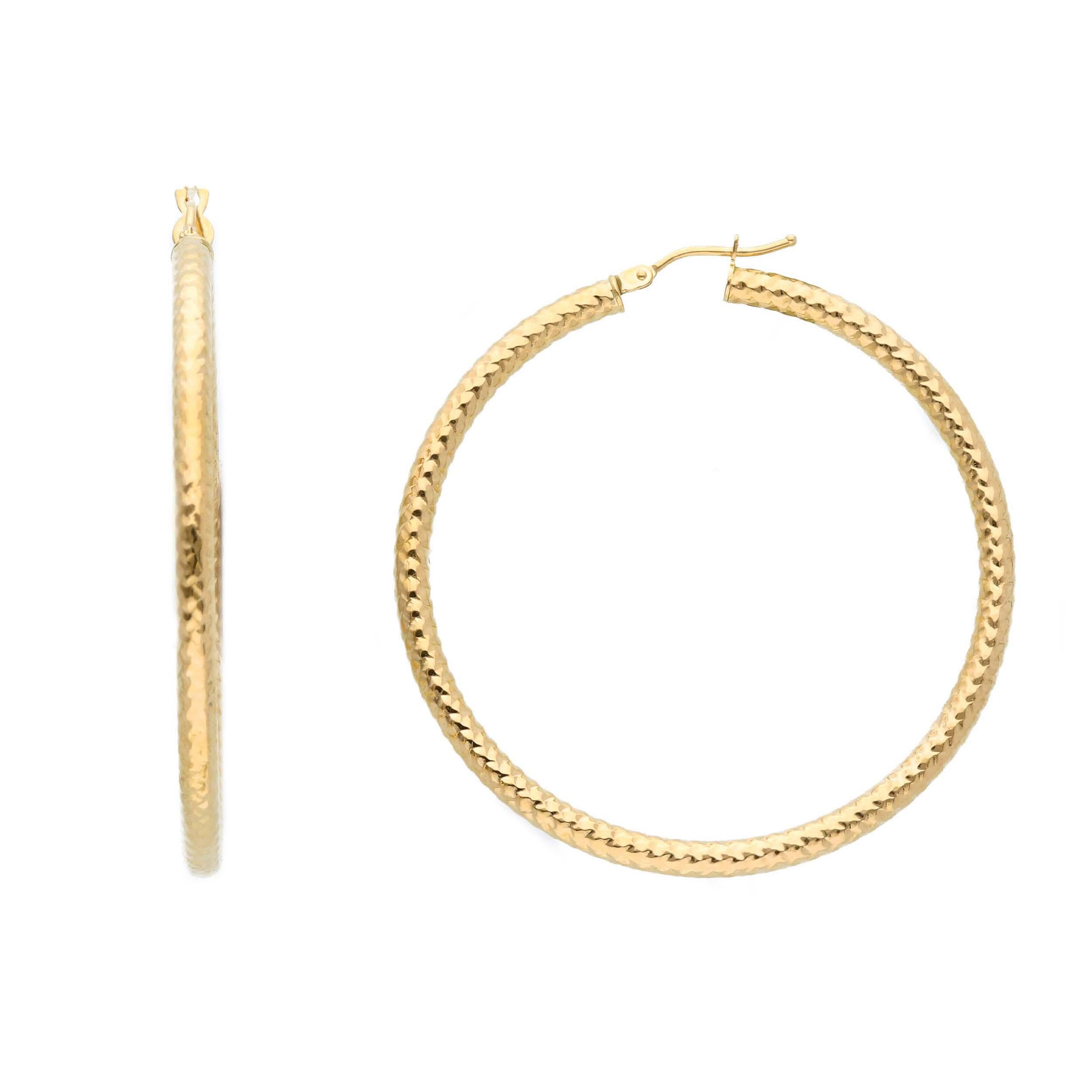 18kt Yellow Gold with 2.50 grams and 40mm Hoop Earrings In New Condition In Wilmington, DE