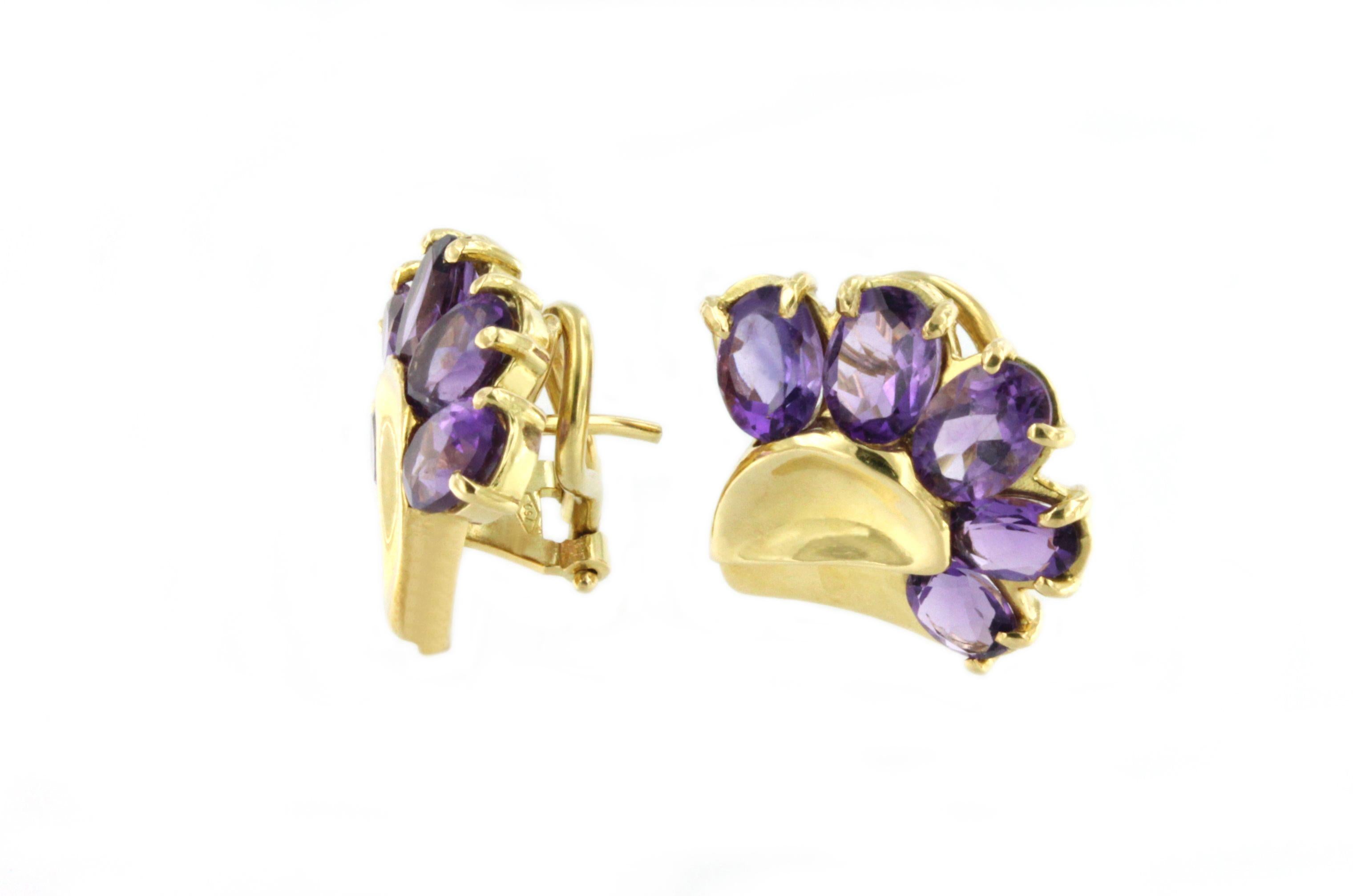 Fashion earrings for any occasion.
The design is very accurate and unique. Our mission is to combine colorful stones and unique shape and design.
Earrings in yellow gold 18 Karat with Purple Amethyst oval cut cut (size stone: mm 6x9 )

All Stanoppi