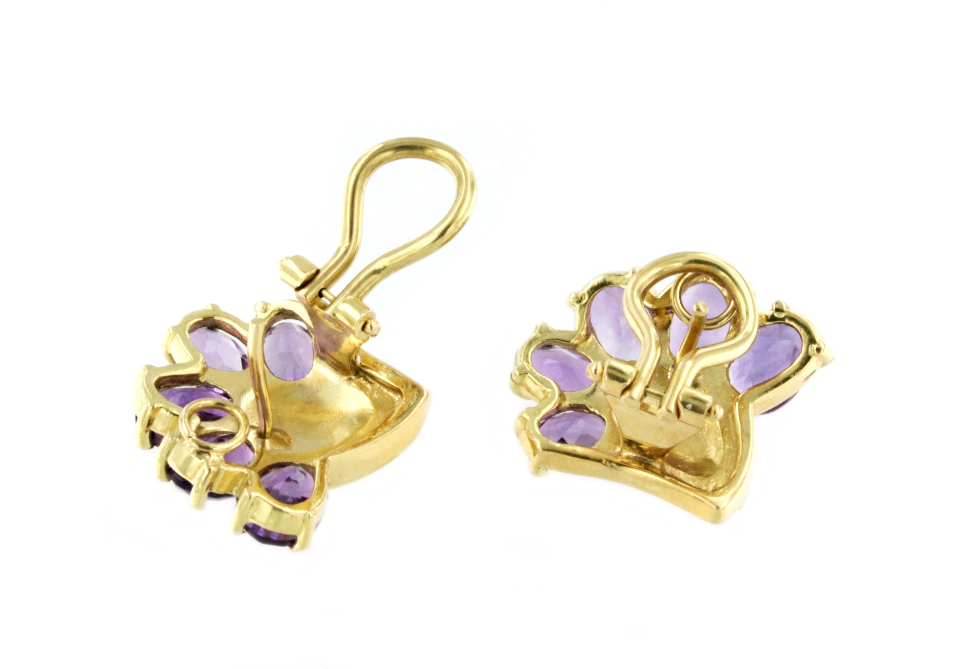 Oval Cut 18kt Yellow Gold with Purple Amethyst Modern and Fashion Earrings For Sale