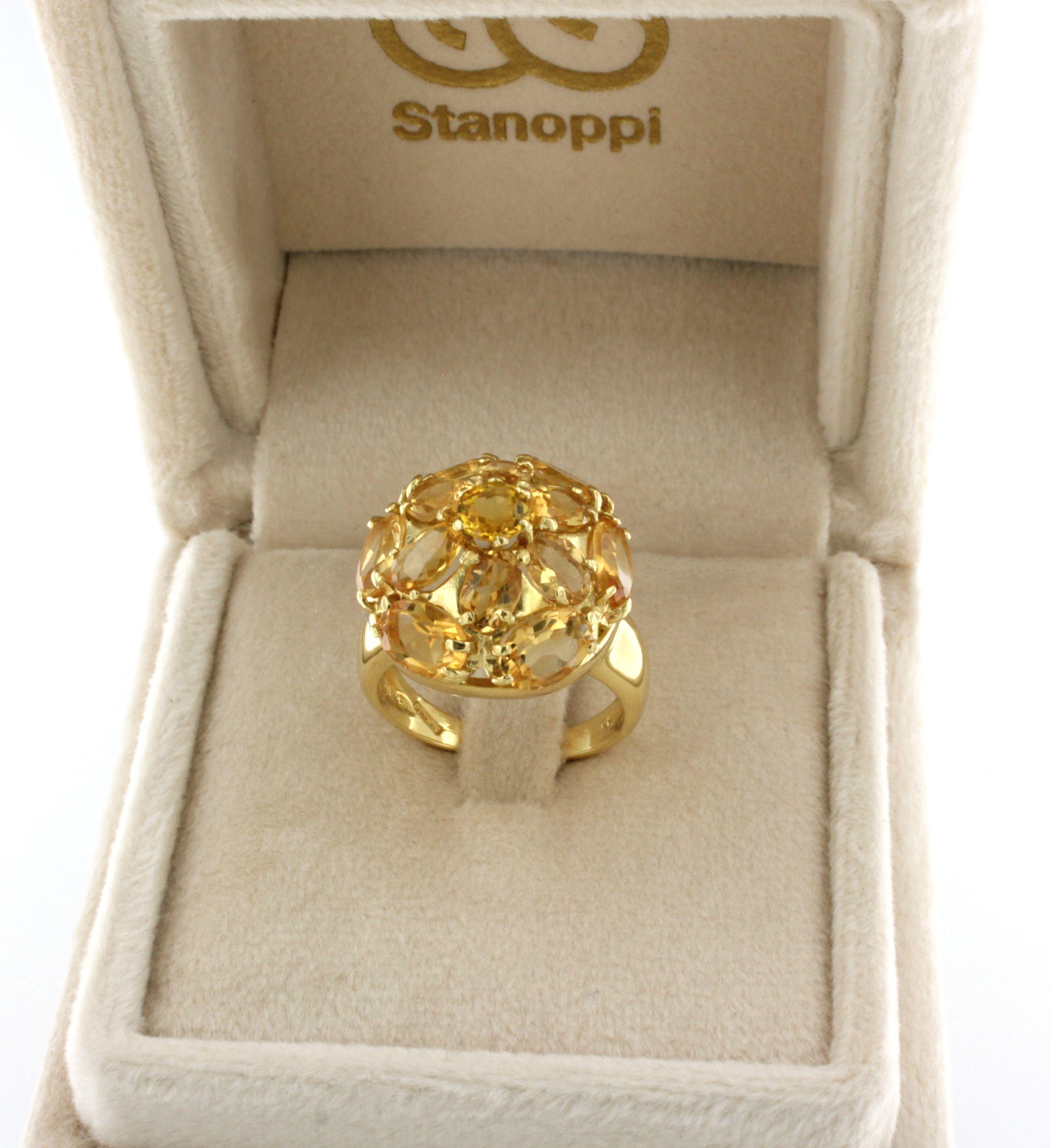 18Kt Yellow Gold with Citrine Cocktail Ring For Sale 2