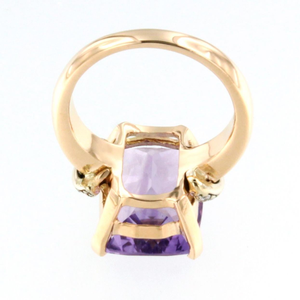 Modern 18kt Yellow Gold with Natural Amethyst and White Diamonds Elegant Ring For Sale