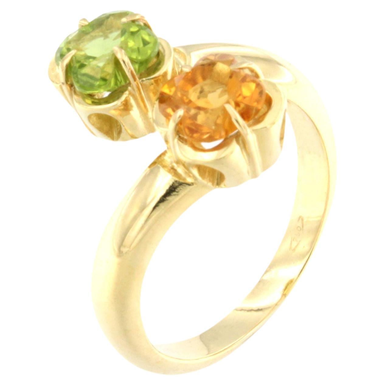 18Kt Yellow Gold with Peridot and Citrine Ring For Sale