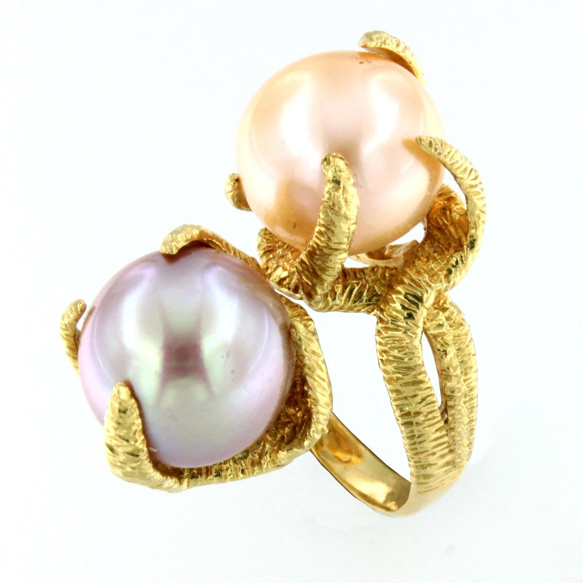 Ring aus 18 Karat Gelbgold mit rosa Perlen für Damen oder Herren im Angebot