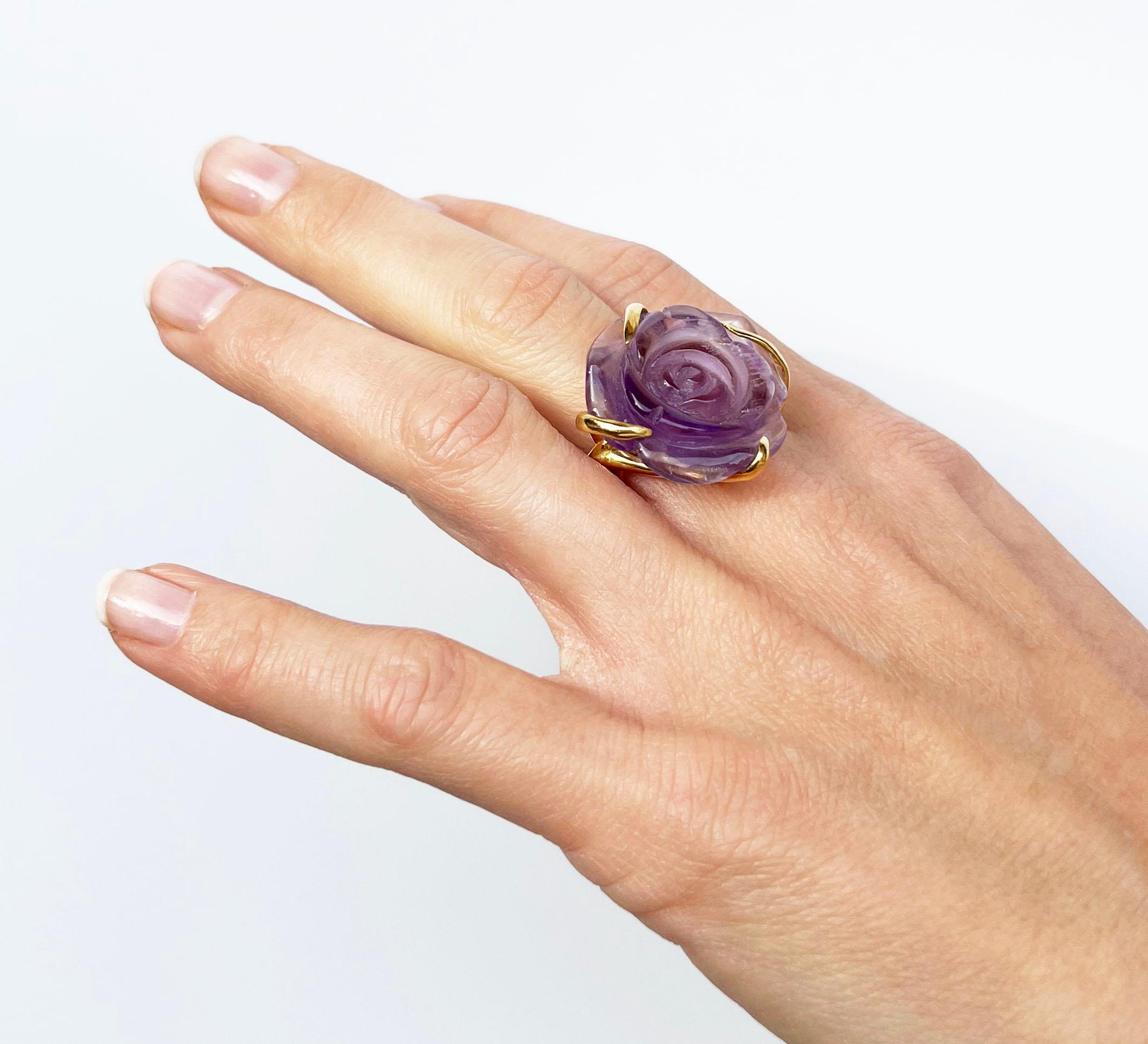 18Kt Yellow Gold with Purple Flower Amethyst Fashion Ring  In New Condition In GALLARATE, IT