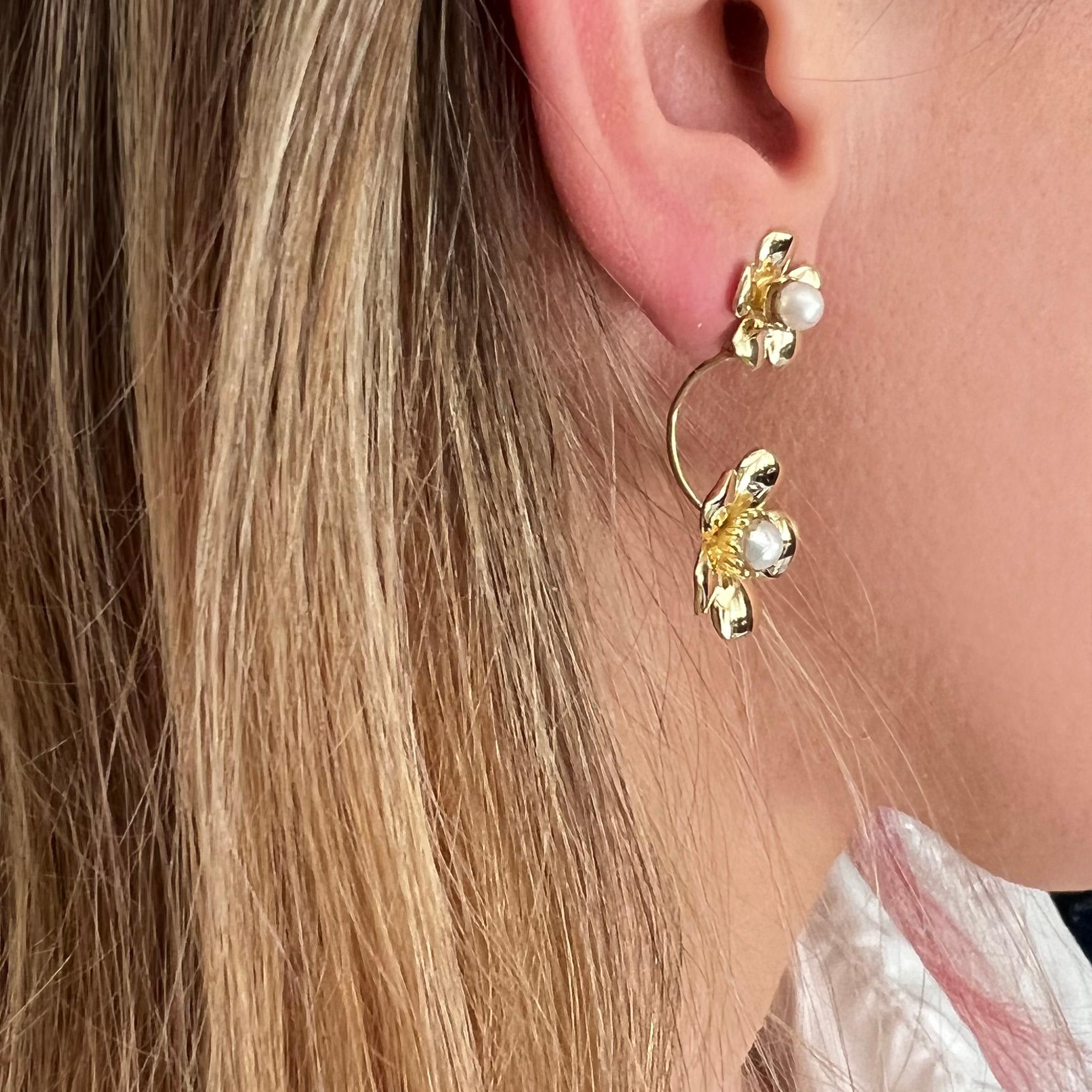 Women's or Men's Modern Handmade 18Kt Yellow Gold with White Pearls Blooming Flower Earrings For Sale