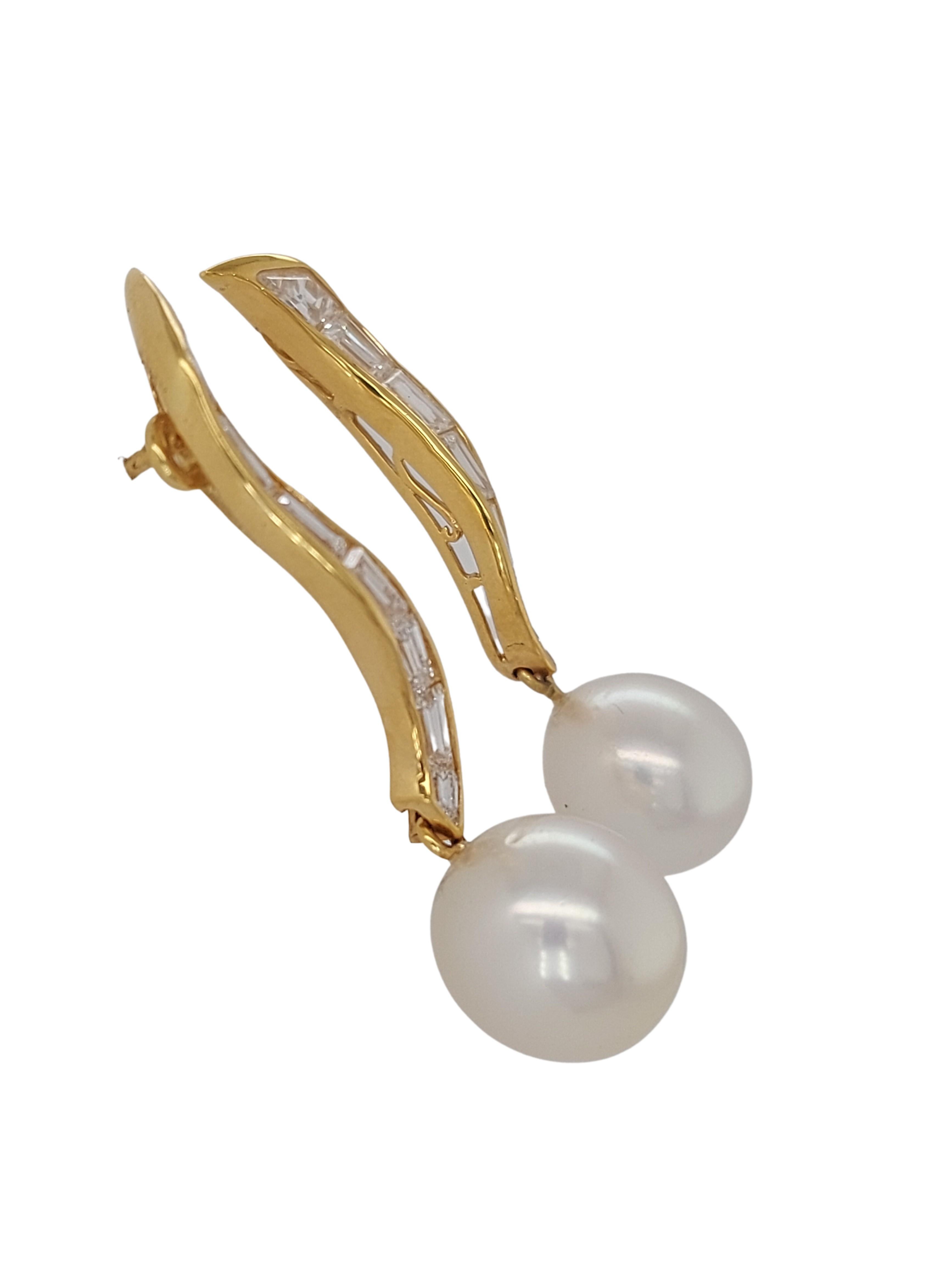 Artisan 18kt Yellow Golden Earrings with Baguette Cut Diamonds & South Sea Pearls For Sale
