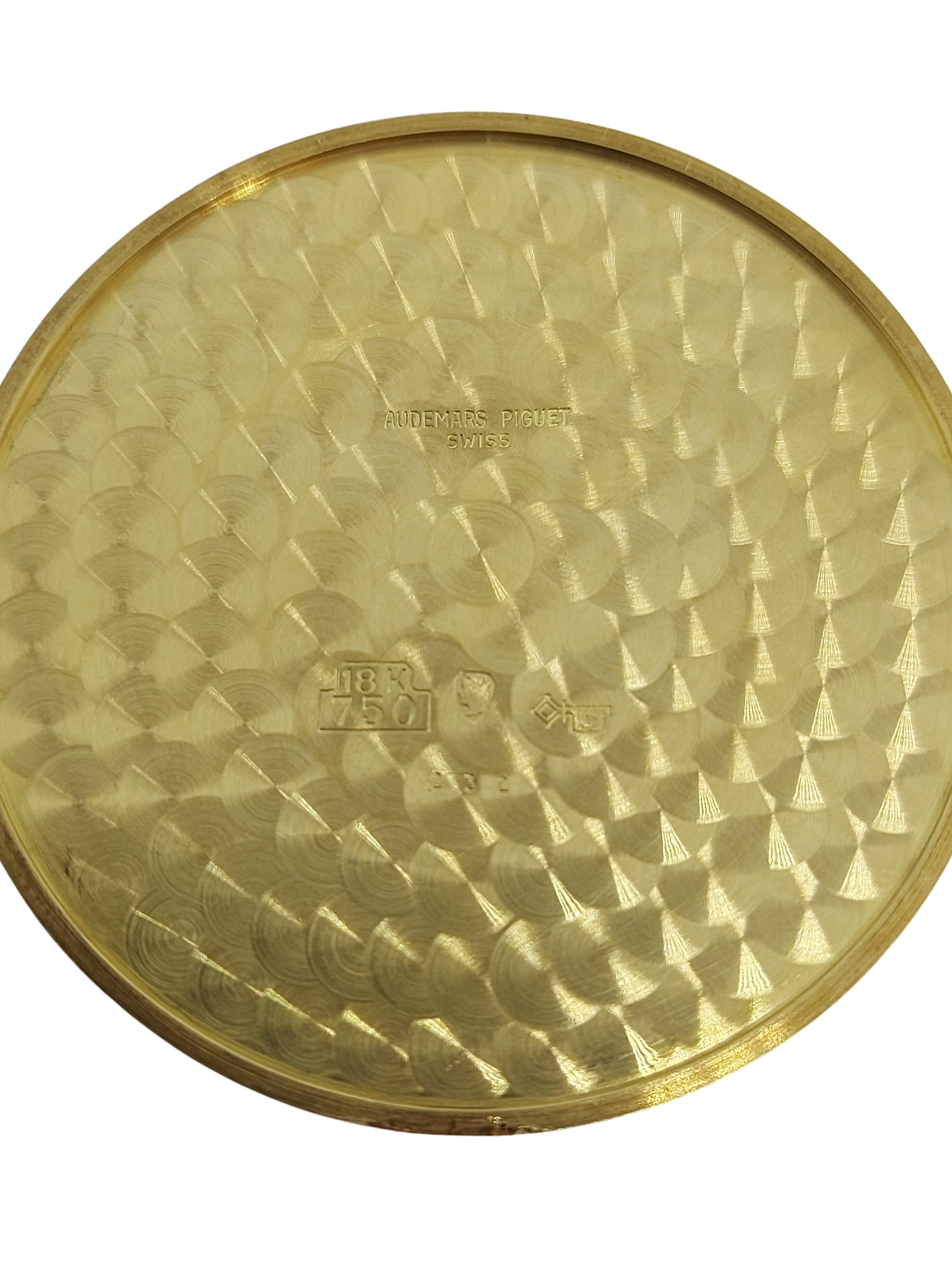 Audemars Piguet Montre à gousset Royal Oak octogonale en or jaune 18 carats en vente 1