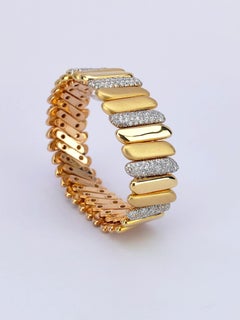 18 Karat Yellow & Rose Gold, 3.24 Carat Cognac & White Diamond Stretch Bracelet