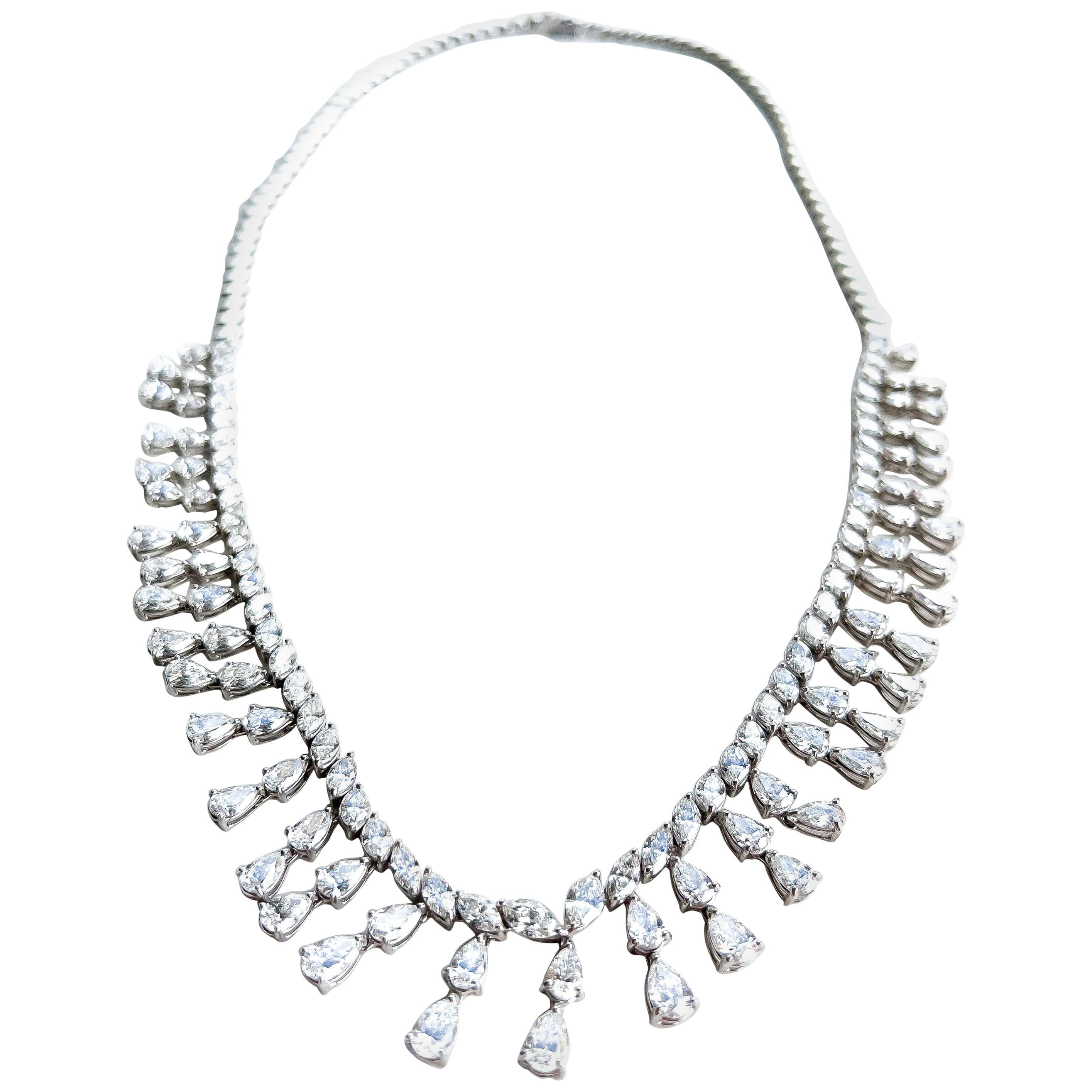 18KW D-19.20 G-H SI1-SI2 Natural Diamond Necklace For Sale