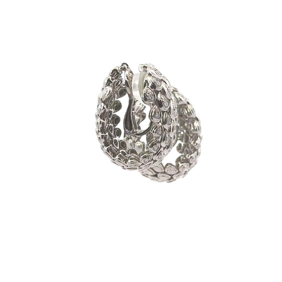 18KW Faraone Italy 1980s Hoop Diamond Earrings In Excellent Condition For Sale In New York, NY