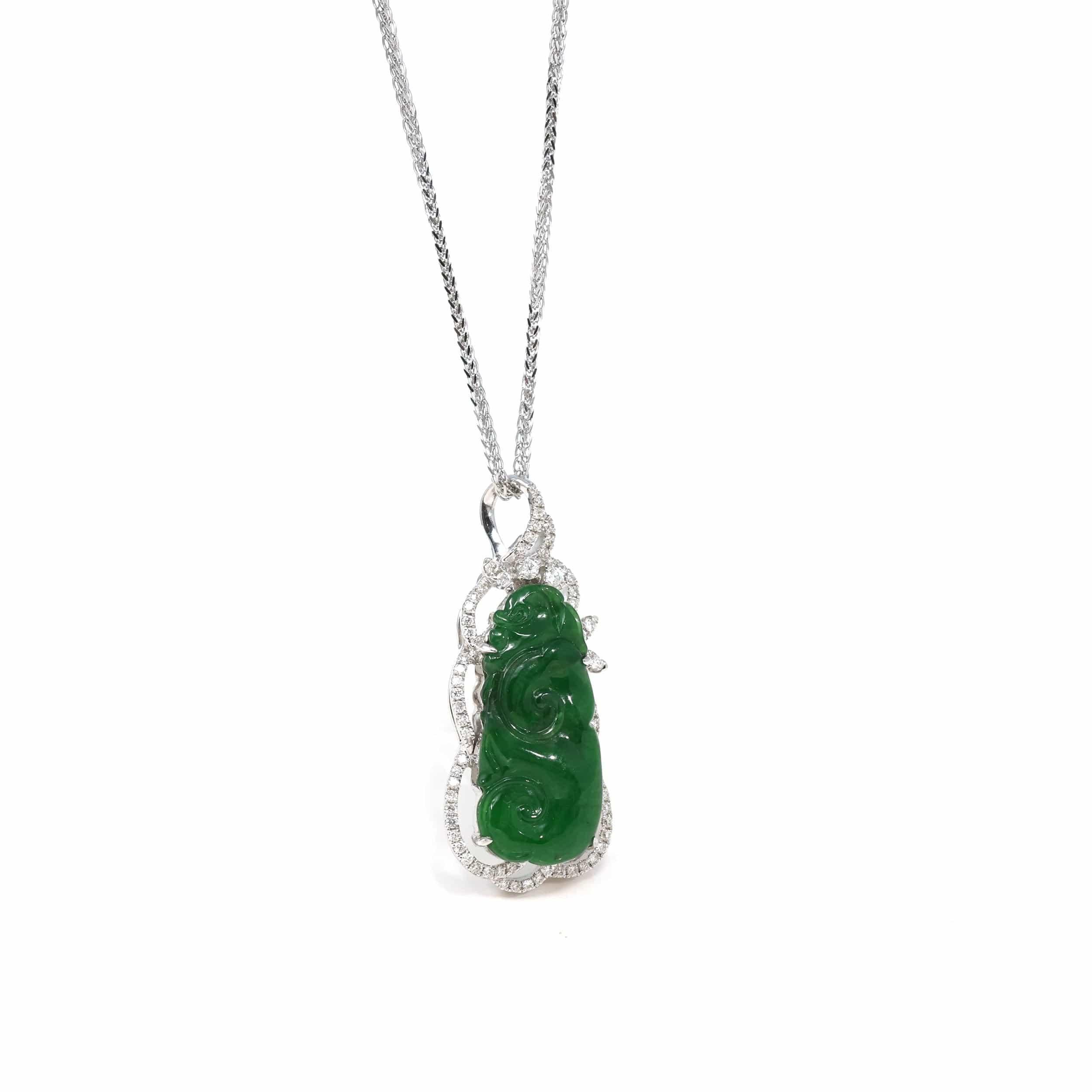 Taglio brillante Collana di giada imperiale di alta qualità da 18KW 