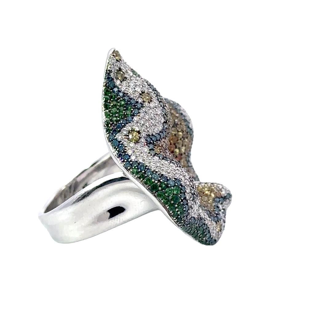 18KW Salavetti 2000s Diamond Gem Set Ring In Excellent Condition For Sale In New York, NY