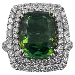 Anello in oro bianco 18k con 5,15 Ct. Tormalina verde e diamanti 1,04 Ct.Misura 6,00