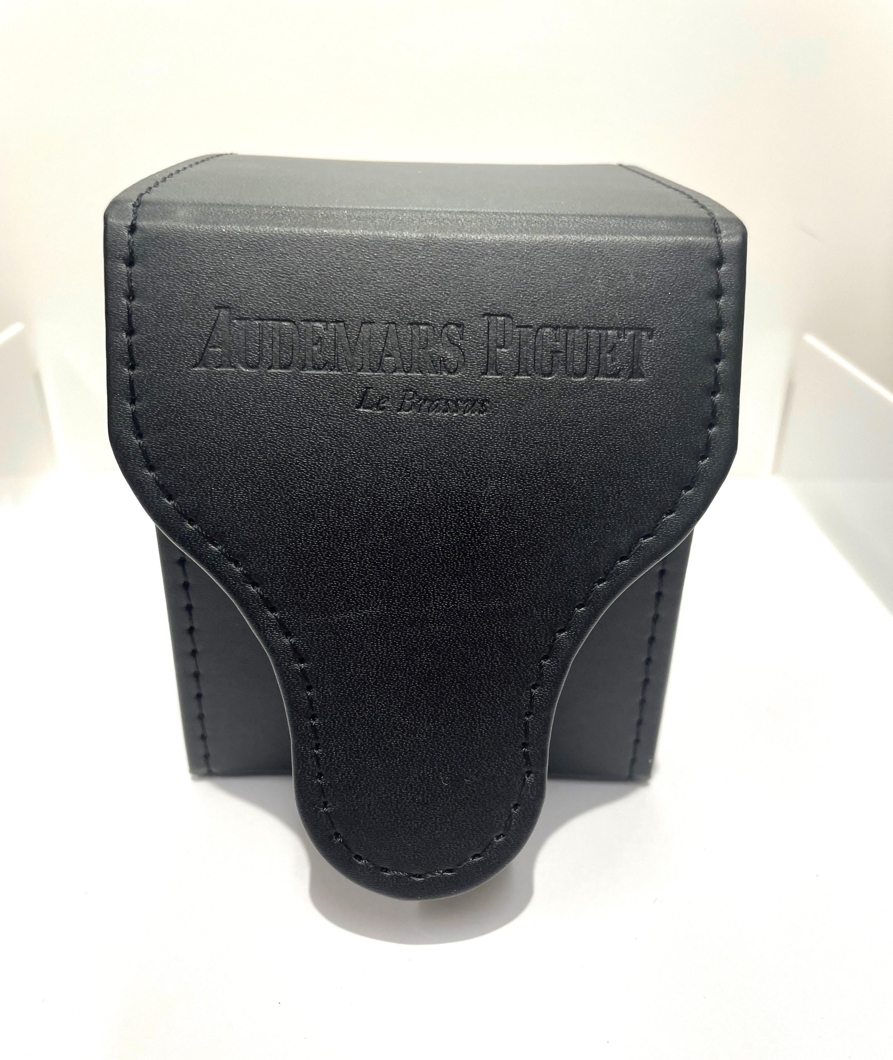 Montre Audemars Piguet 18KY avec diamants en vente 5