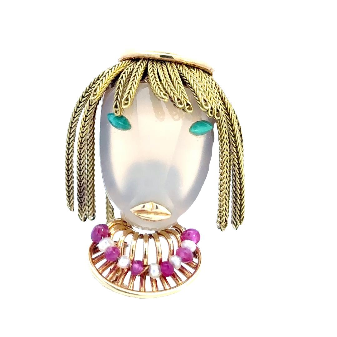 Broche femme vintage française 18 carats en perles et rubis Excellent état - En vente à New York, NY