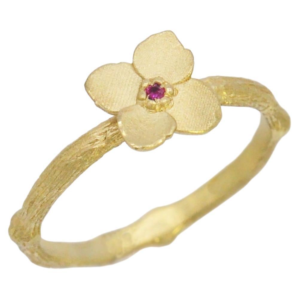 18k Gold Hydrangea Branch Ring with Pink Sapphire Center