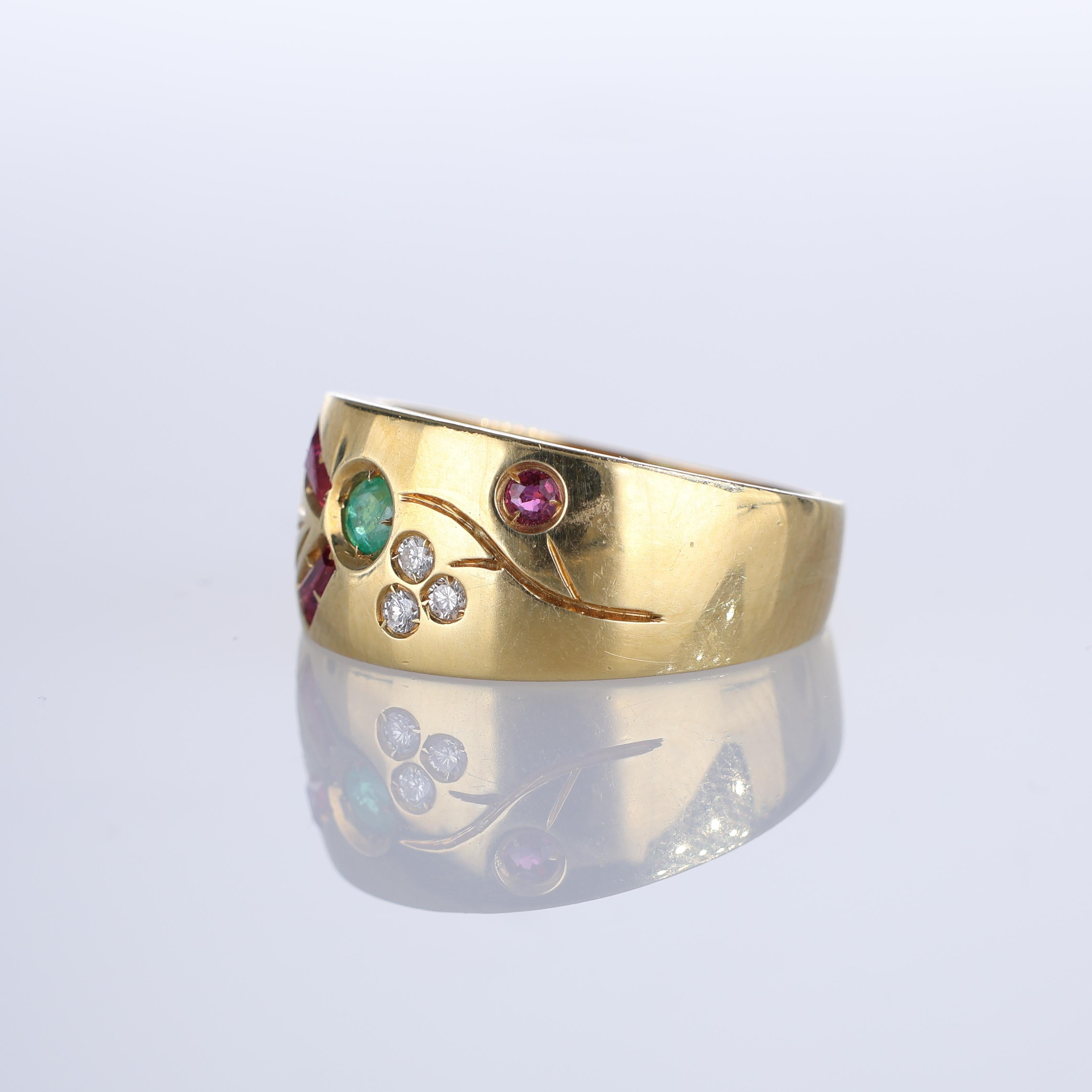 18kYellow Gold Floral Band with Emeralds, Rubies, and Diamonds In New Condition For Sale In Bergamo, BG