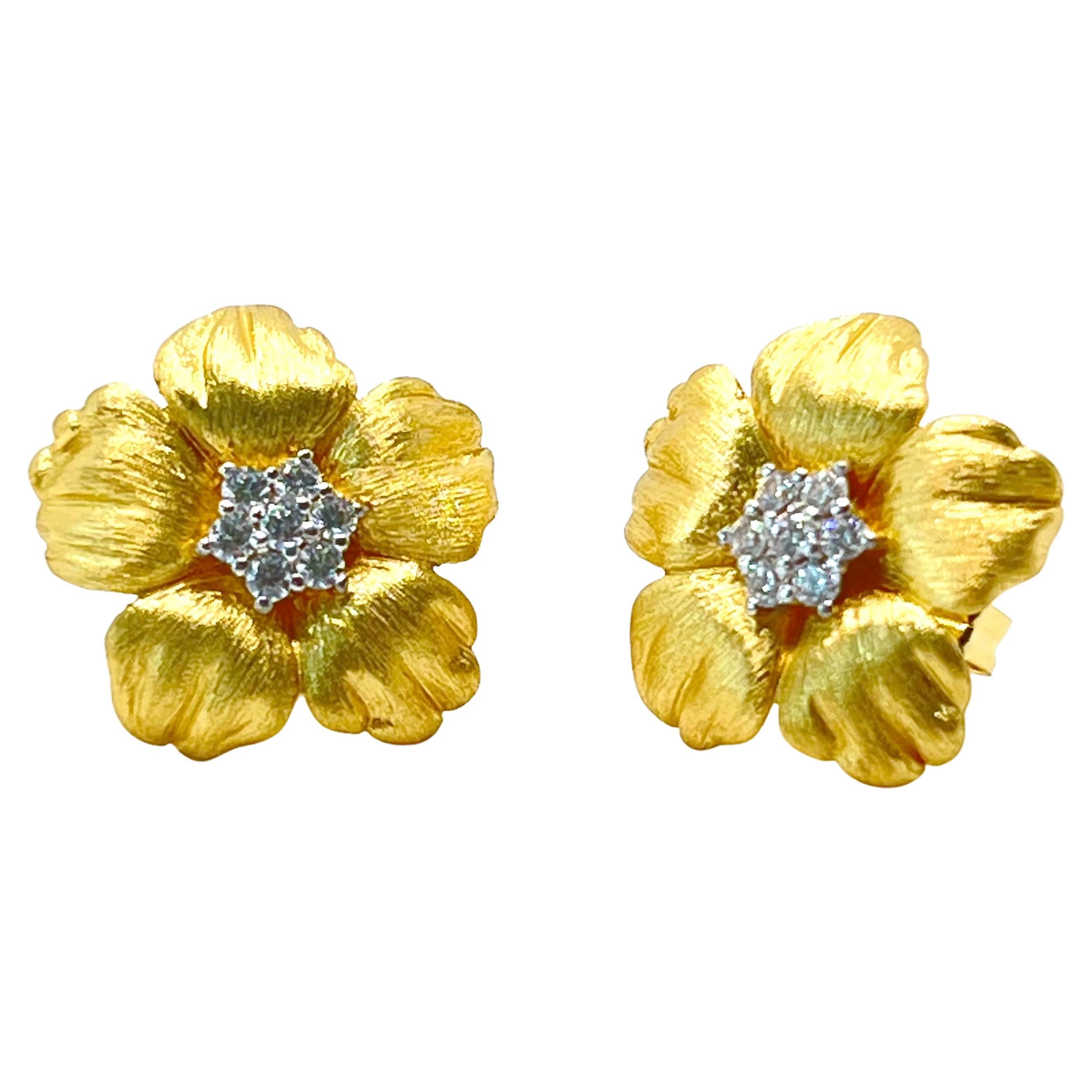 18mm Five Petal Flower Vermeil Earrings For Sale