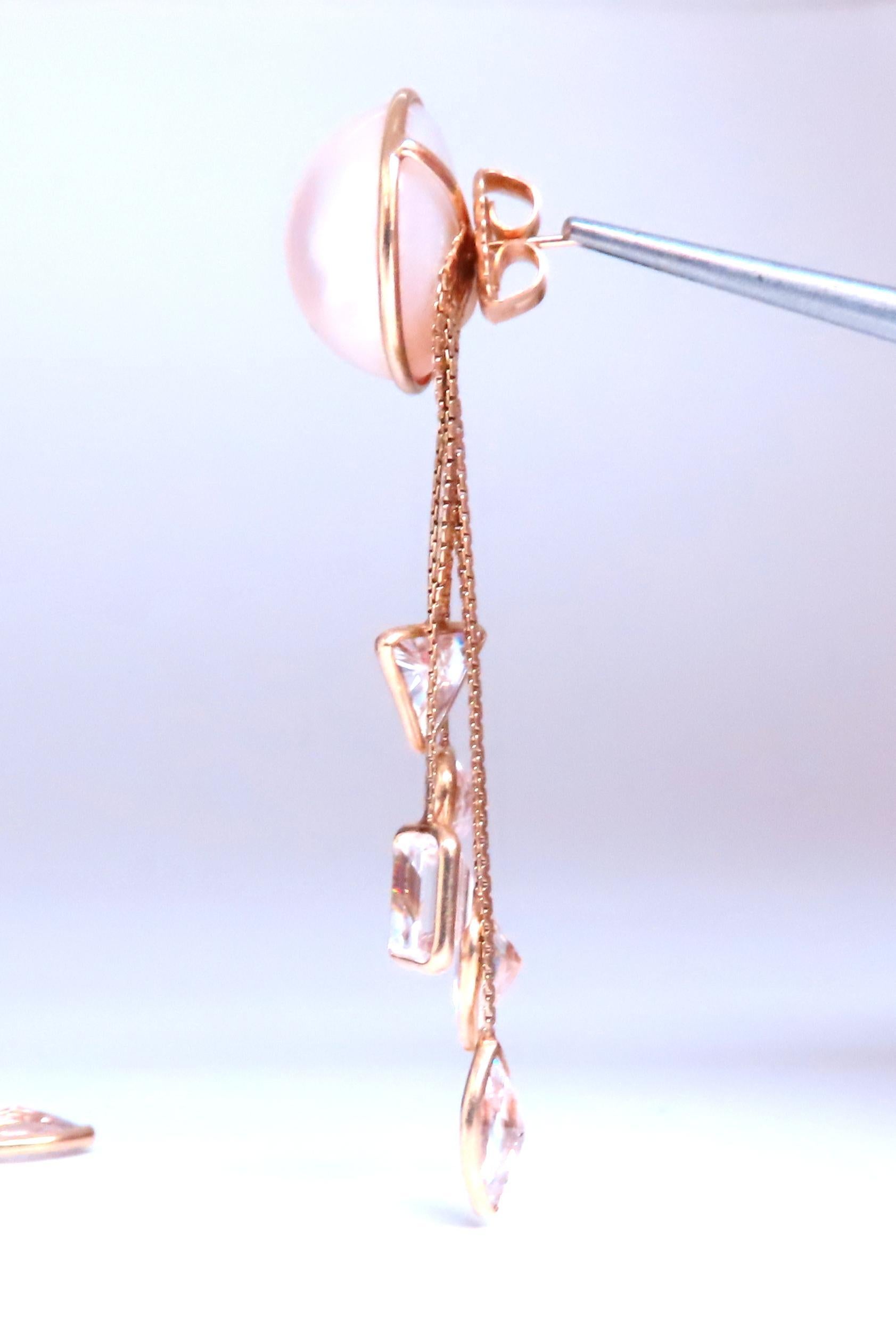 Women's 18mm Mabe Pearl Dangle CZ 14kt gold earrings Cosmopolitan Edit 12385 For Sale