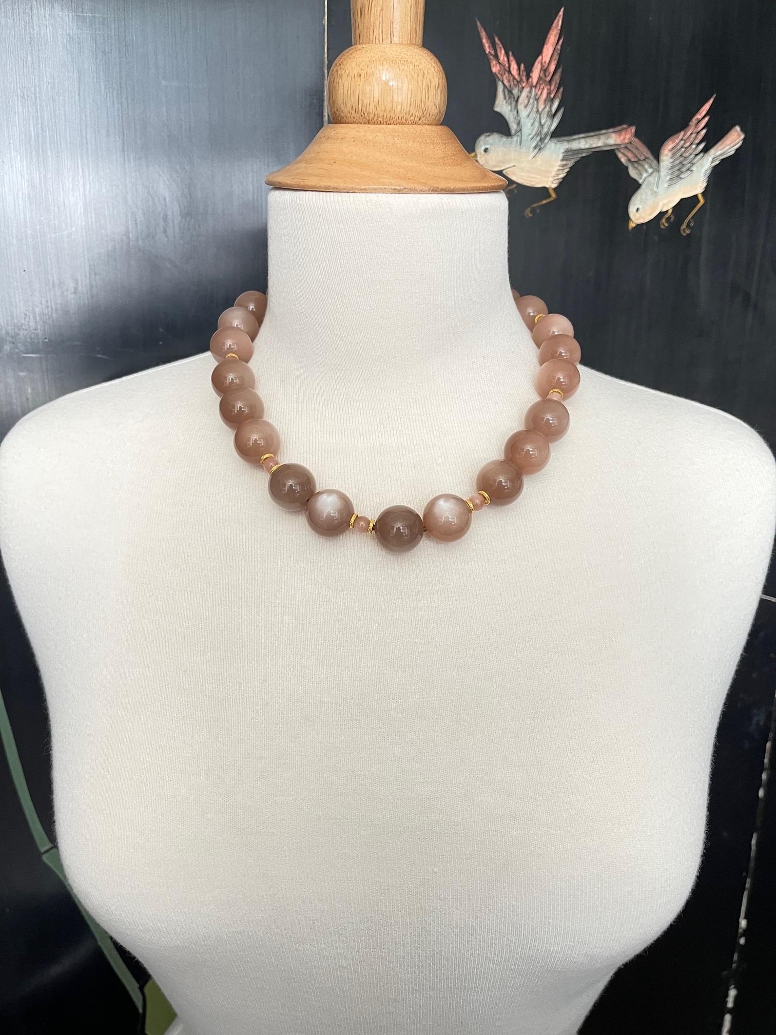 18mm Peach Moonstone Beaded Necklace with 18k Yellow Gold Clasp 2