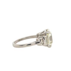 18t White Gold 4.48ct Emerald Cut Diamond Ring Set With 4 Tapered Baguettes