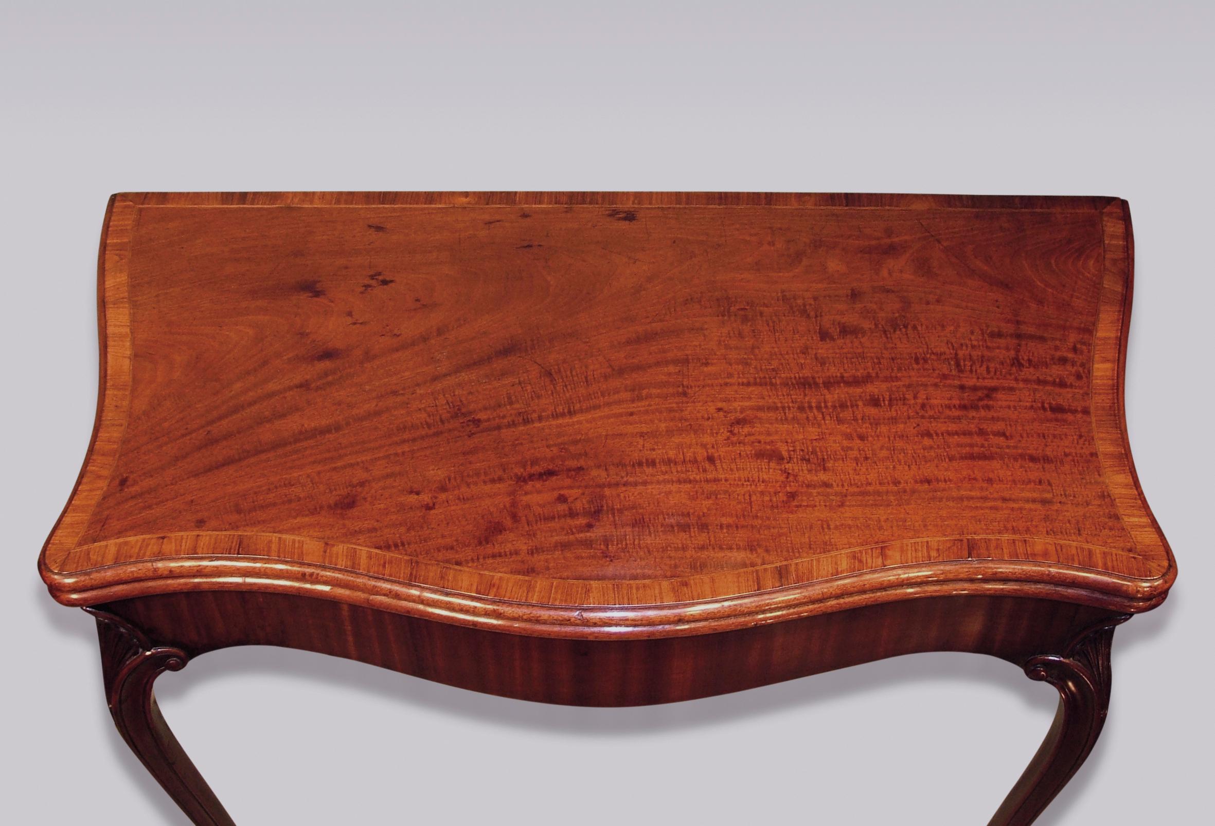 Polished 18th Century Hepplewhite Figured Mahogany Serpentine Card Table For Sale