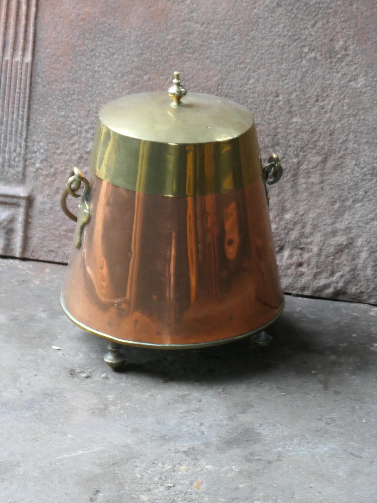 Doofpot hollandais en cuivre et laiton du 18e au 19e siècle Bon état - En vente à Amerongen, NL