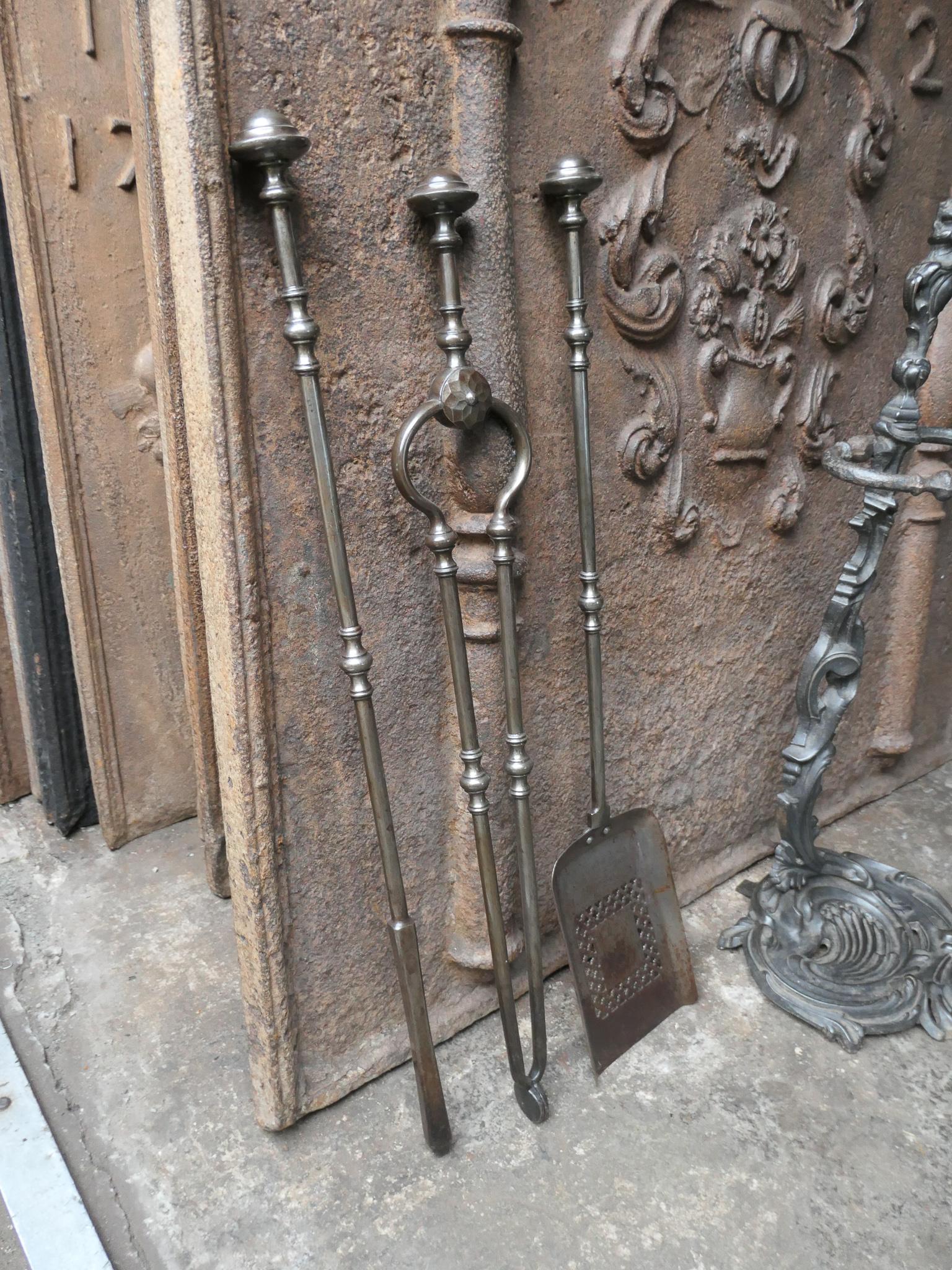18th - 19th C. English Georgian Period Fireplace Tools For Sale 7