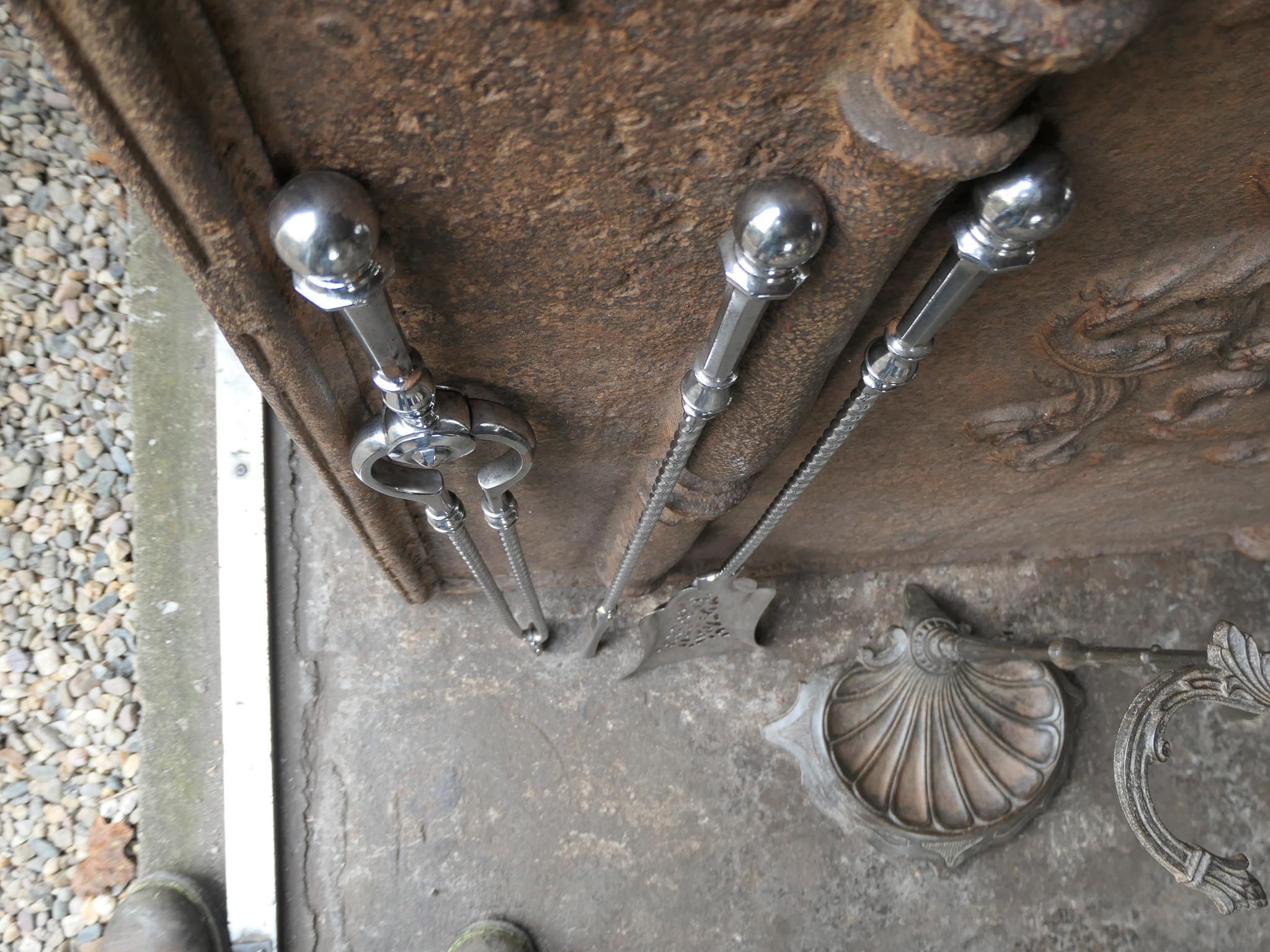 18th-19th C. English Georgian Polished Steel Fire Irons For Sale 8