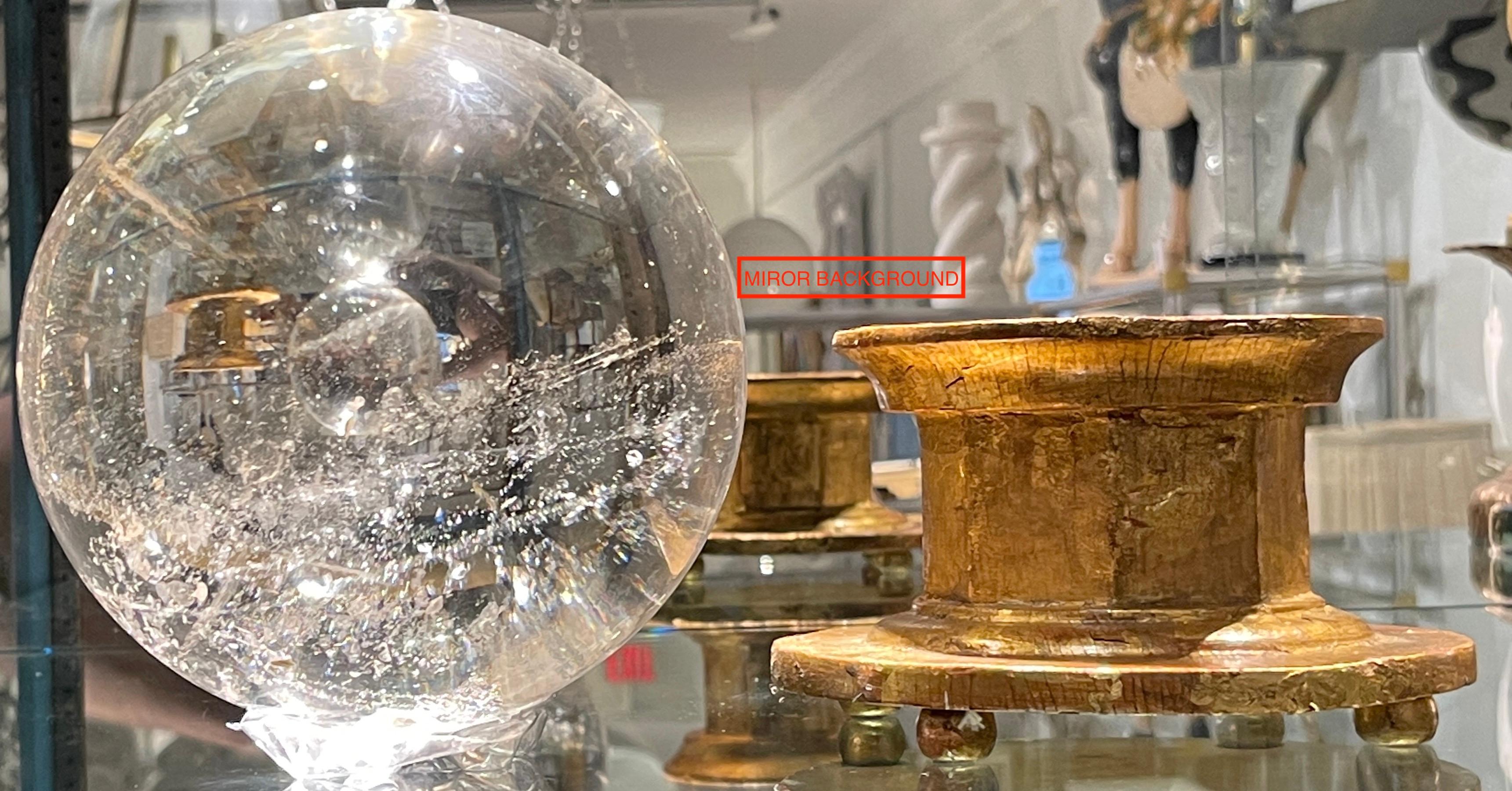 Italienische Bergkristallkugel (18.-19. Jh.) auf einem späteren italienischen Stand aus Giltwood im Angebot 12