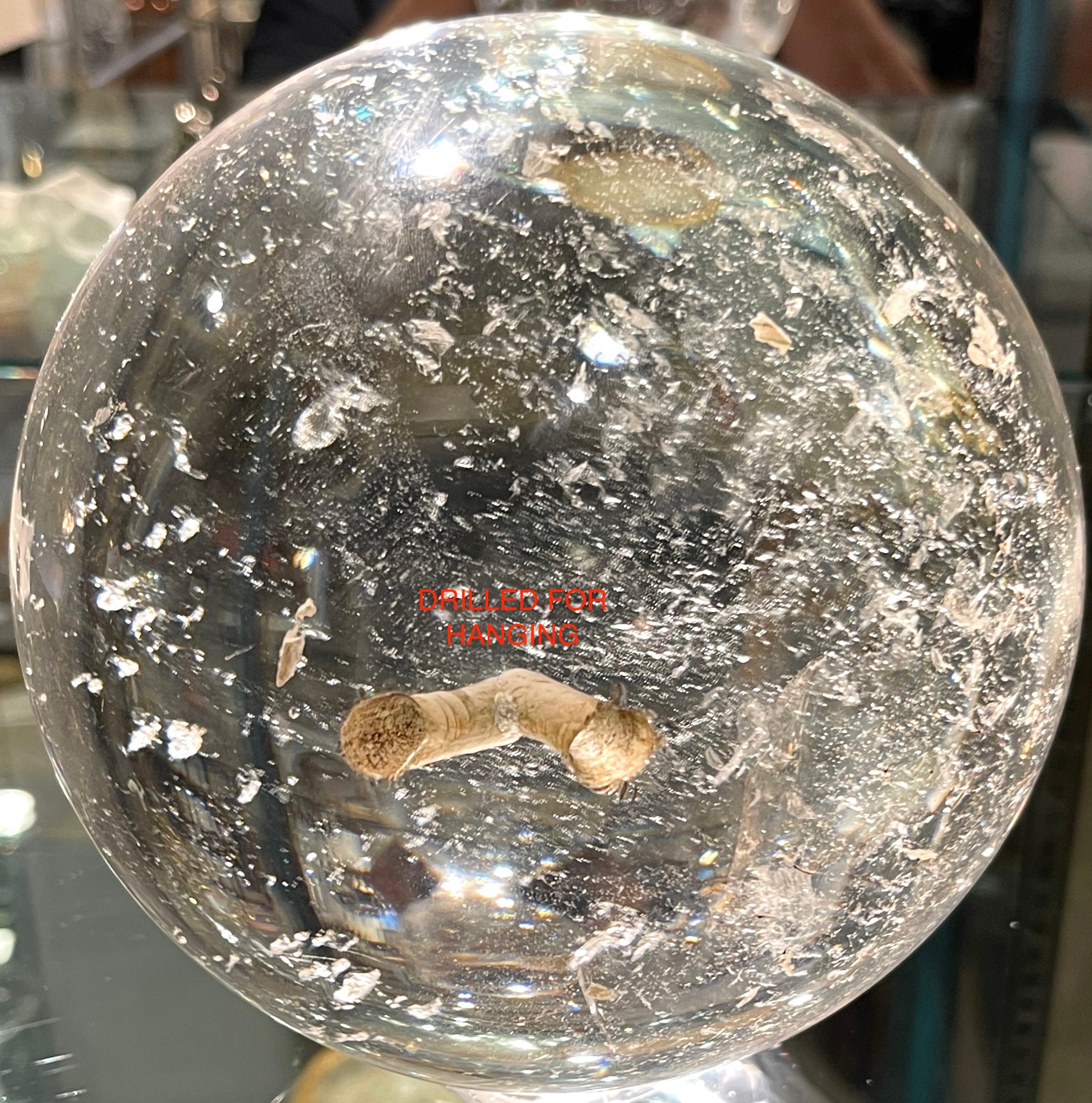 Italienische Bergkristallkugel (18.-19. Jh.) auf einem späteren italienischen Stand aus Giltwood im Angebot 14