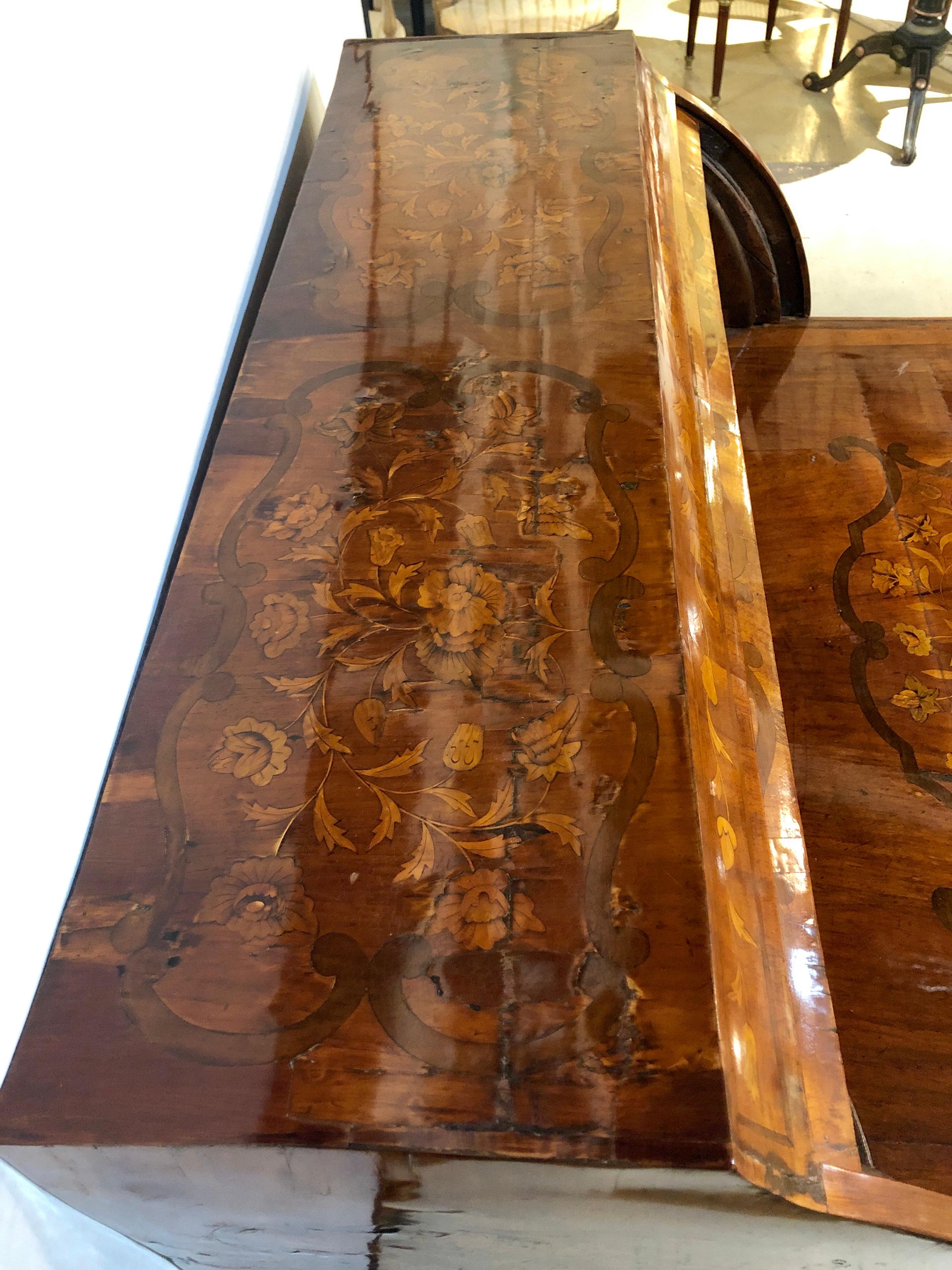 18th-19th Century Bombay Dutch Marquetry Cylinder / Roll Top Desk 1