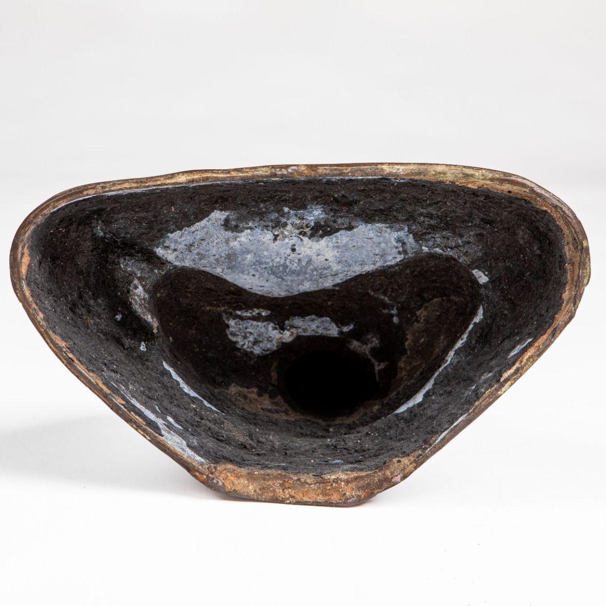 18th–19th Century Burmese Bronze Buddha in Bhūmisparśa Mudra en vente 8