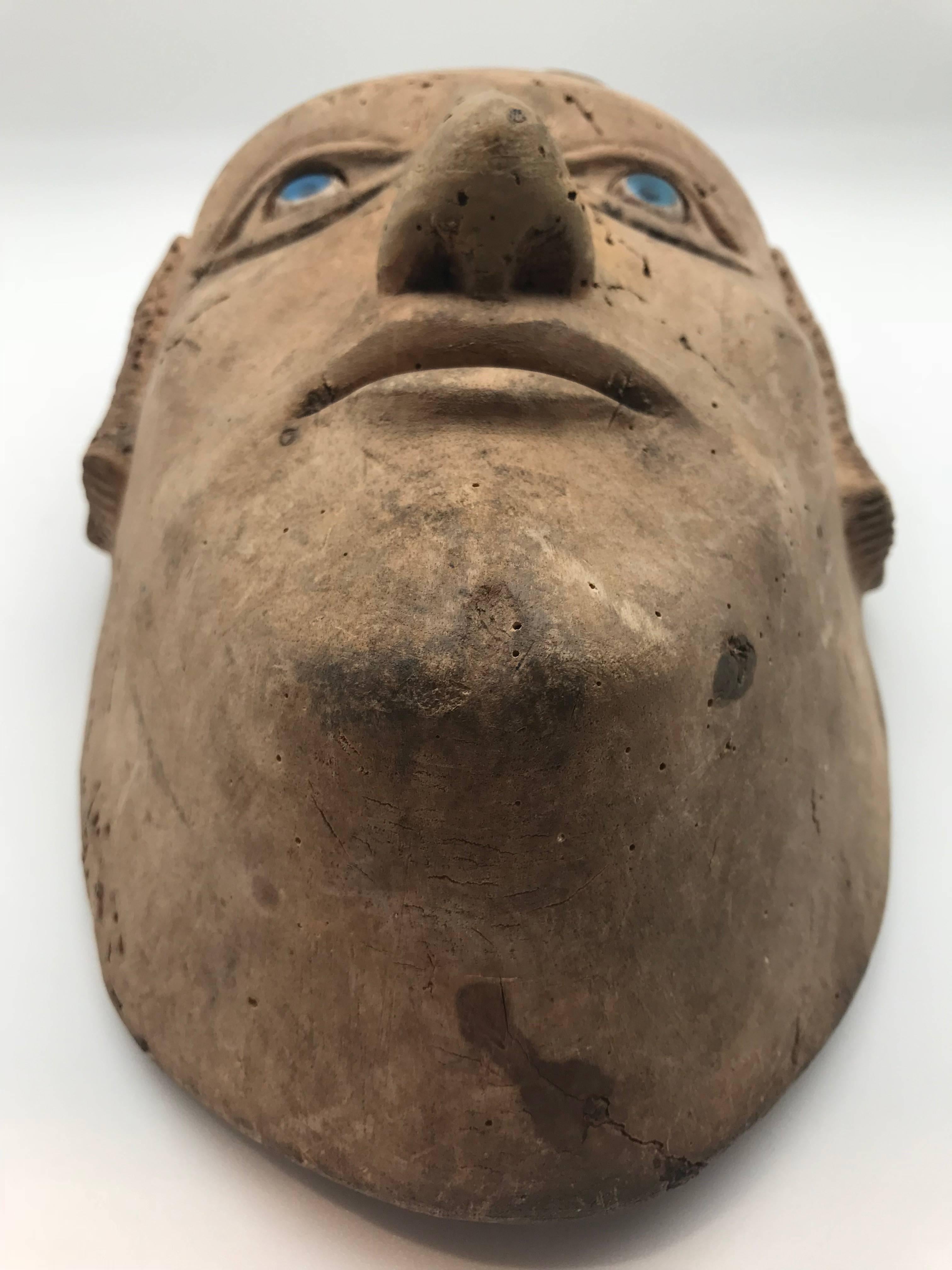 18th-19th Century Carved Slave's Mask Depicting of His/Her Master In Good Condition In New York, NY