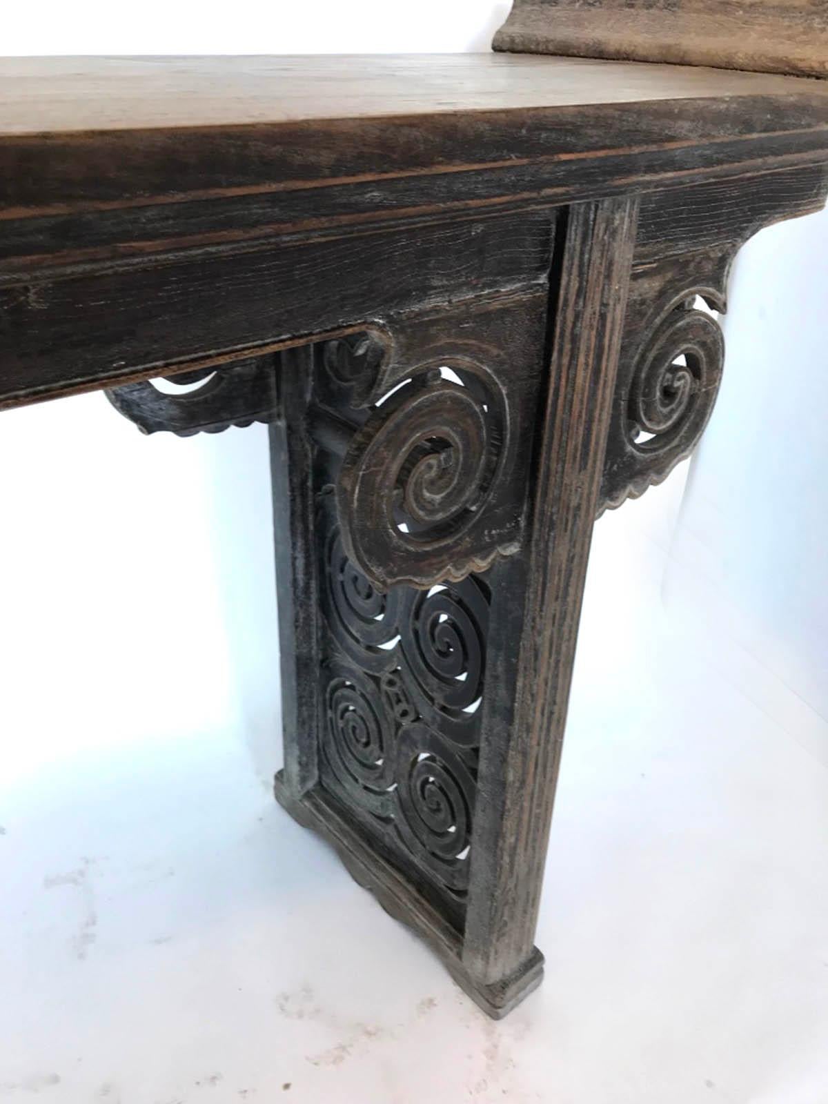 18th-19th Century Carved Temple Altar Table In Good Condition In Los Angeles, CA