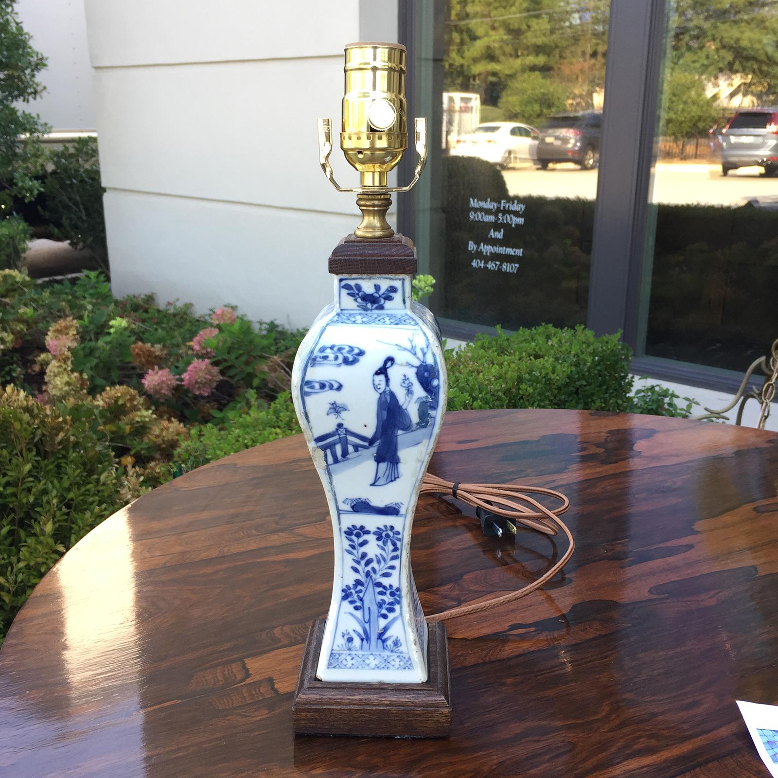 18th-19th Century Chinese Blue & White Porcelain Vase as Lamp In Good Condition For Sale In Atlanta, GA