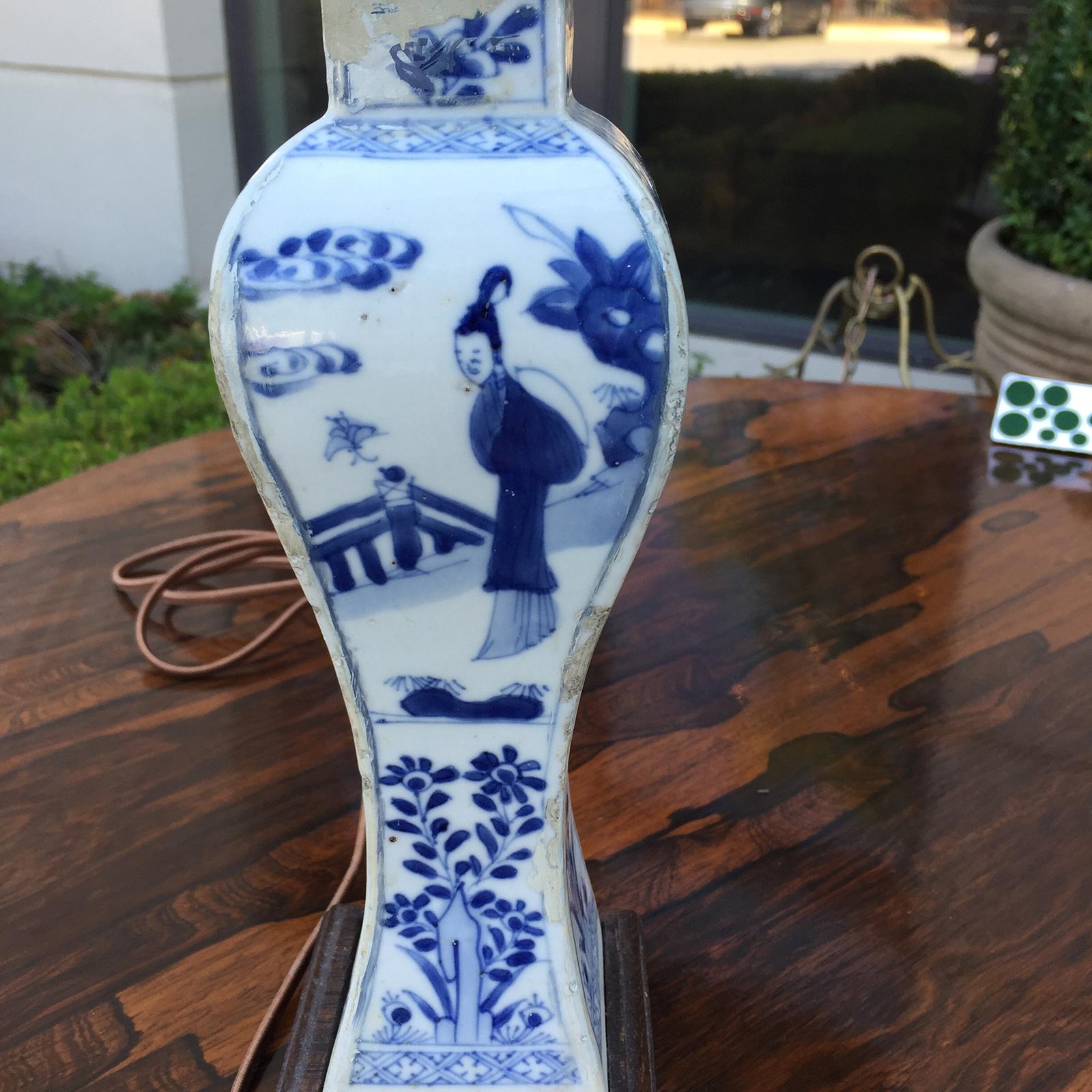 18th-19th Century Chinese Blue & White Porcelain Vase as Lamp For Sale 1