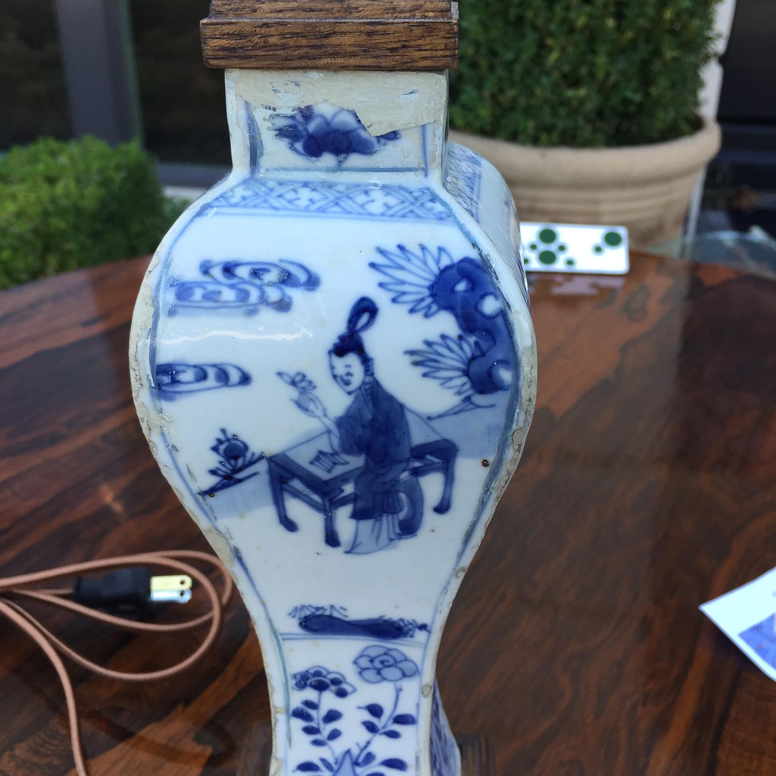 18th-19th Century Chinese Blue & White Porcelain Vase as Lamp For Sale 3