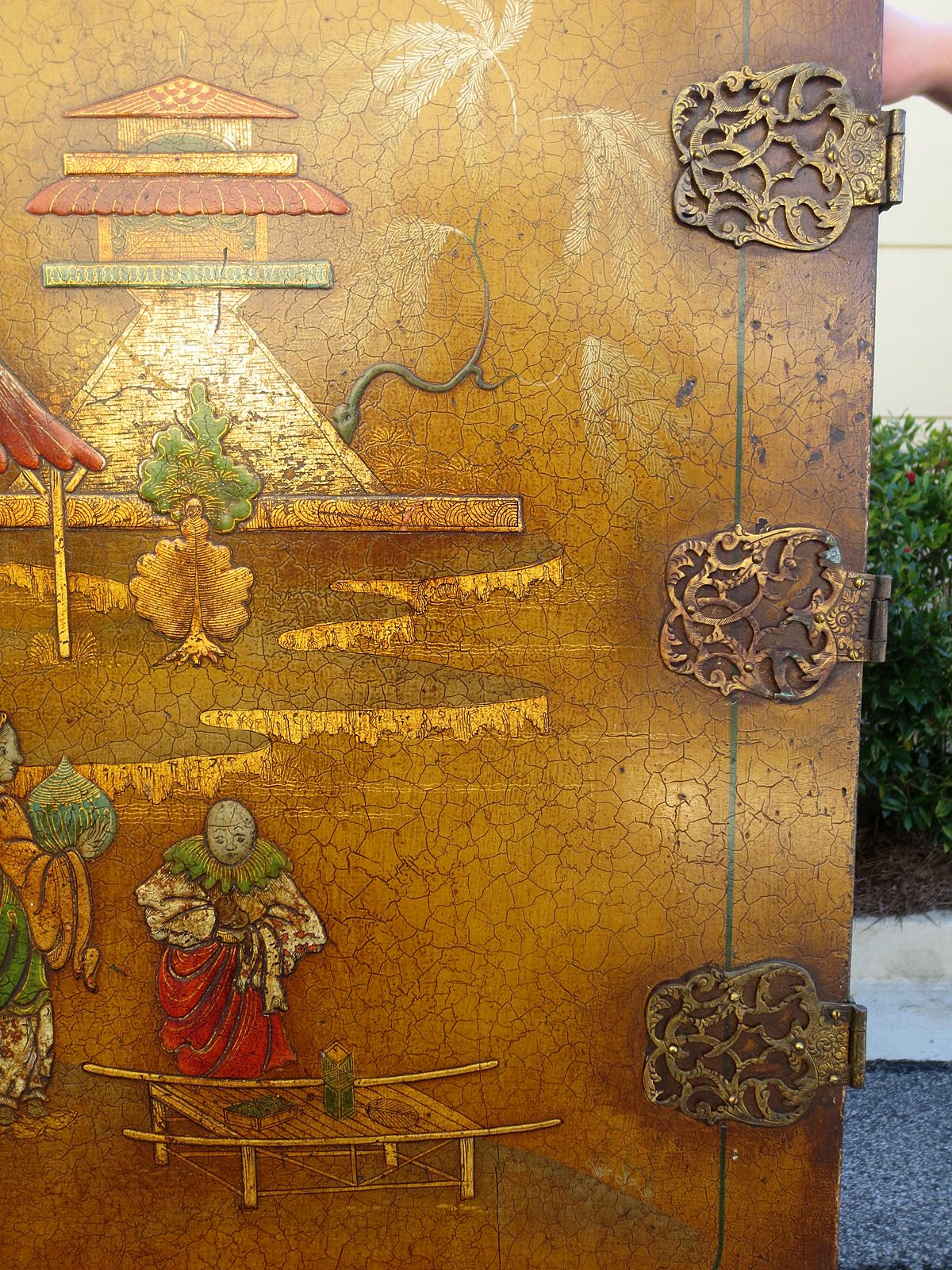 Wood 18th-19th Century Chinoiserie Cabinet