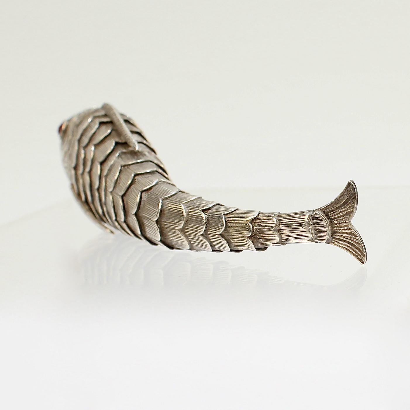 18th-19th Century Continental Articulated Fish Form Silver Vinaigrette Box 3